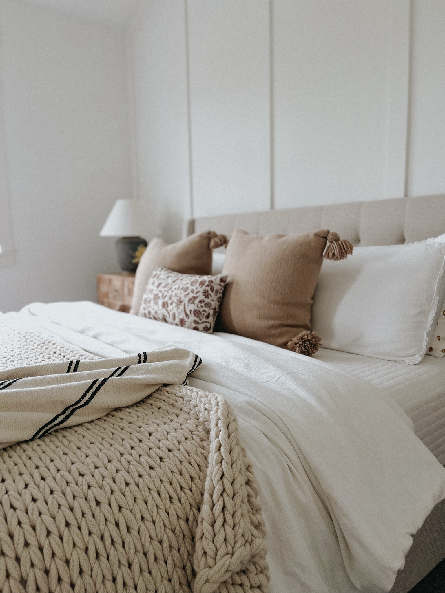 Black Friday + Woven Nook

The Wes pillow cover is my ultimate favorite for a cozy, yet luxe look and feel

#LTKHoliday #LTKHome #LTKCyberWeek