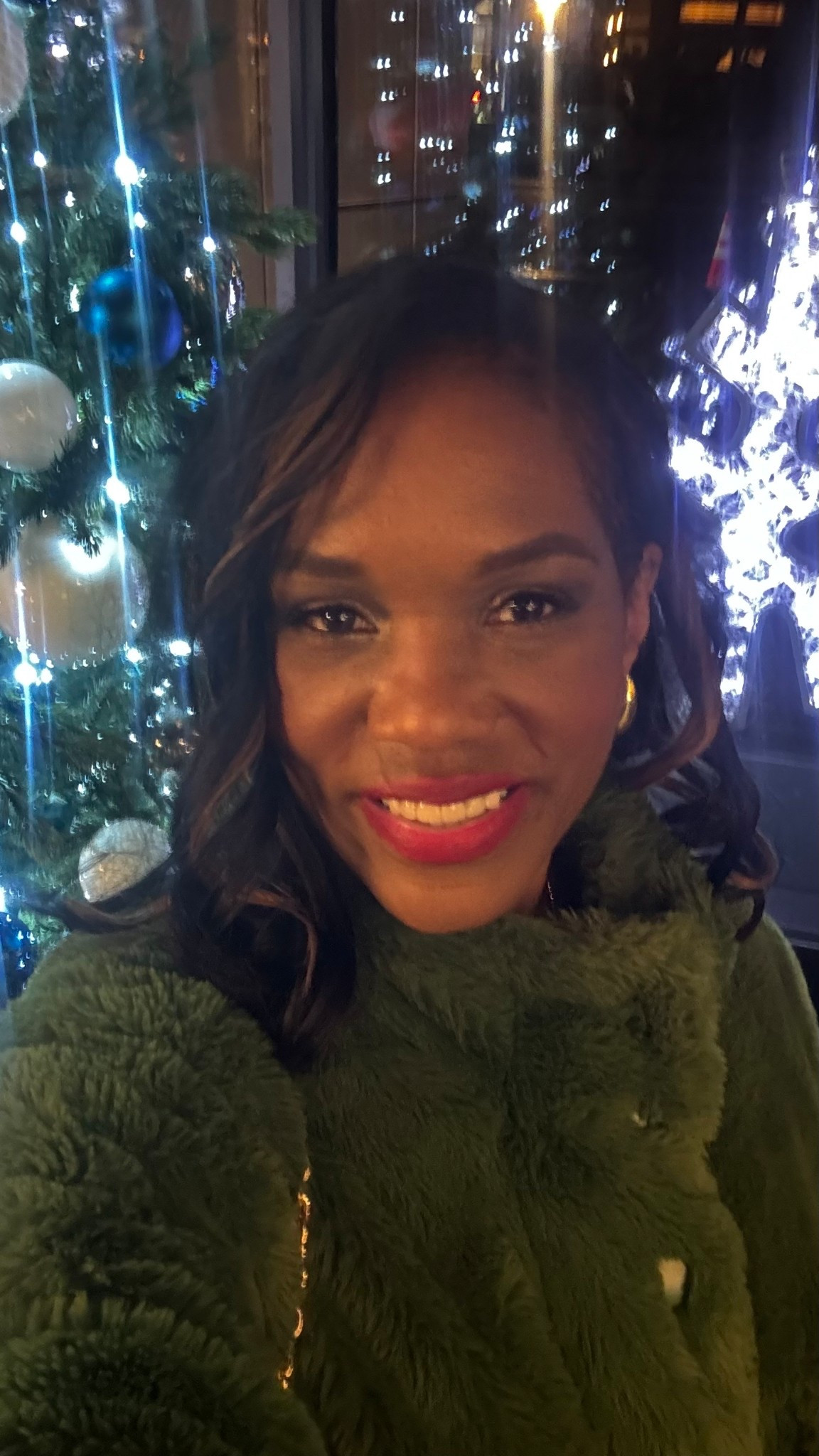 The first of two parties back to back! Who am I? Lol 

Let’s get into the beat details, red lipstick and nail polish (like seriously who is this girl) paired with a smoke grey eyeshadow and berry cheeks. 

#LTKHoliday #LTKdayinmylife #LTKParties