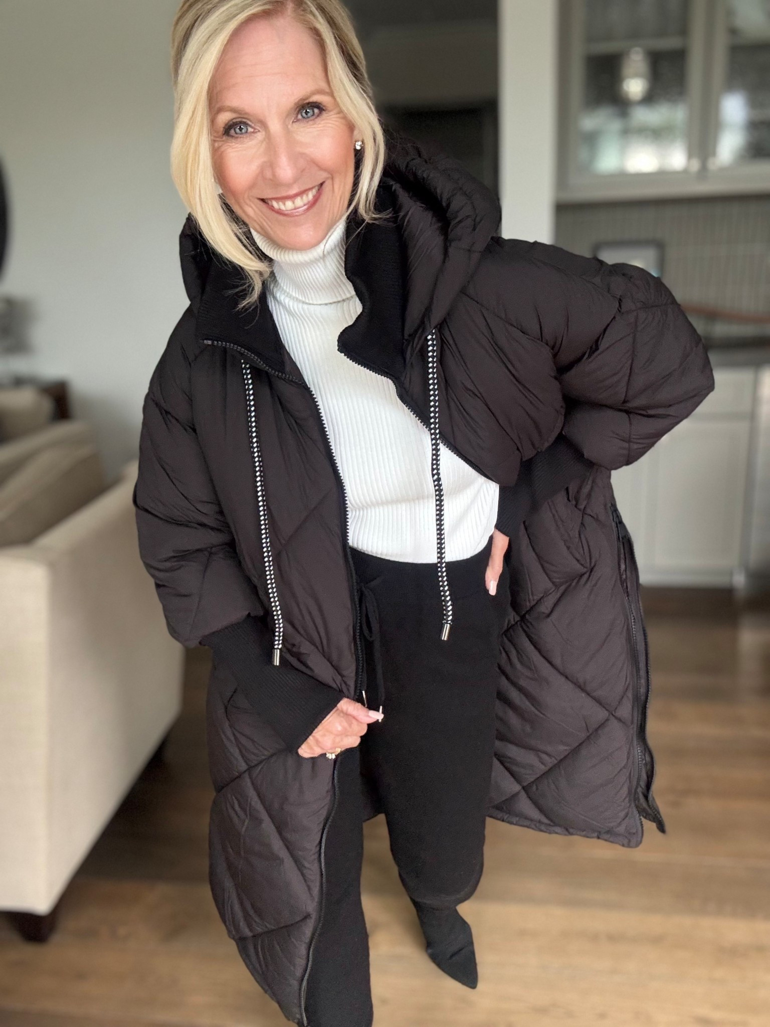 What to wear when you know the snow is coming!

Wanting to Crush the Holidays at 50+ with confidence and style on your next Winter Getaway?

This Sleeping Bag Jacket from @bernardo_outerwear is THE warmest jacket AND ITS ON SALE right now for Black Friday/ Cyber Monday!

Plus, this jacket is not only chic it is fashion with a purpose because it is made with recycled plastic bottles!

Follow me for more 50+ style inspiration.

#LTKOver40 #LTKCyberWeek #LTKSeasonal