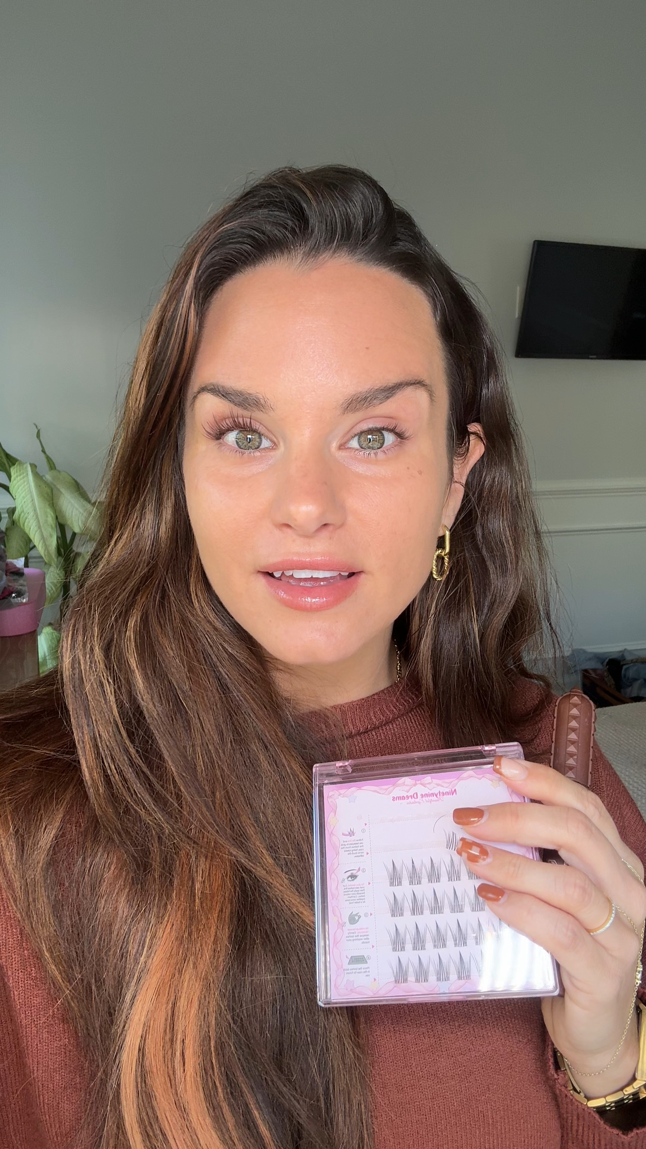 👁️✨ Say goodbye to messy glue and hello to invisible comfort! The No Glue Stardream Self-Adhesive Lashes feature an invisible band that blends effortlessly, giving you a natural, spiky look with zero fuss! Perfect for beginners and anyone wanting gorgeous lashes in seconds. 💁‍♀️

💡 Fact: These self-adhesive clusters are designed to last all day with a lightweight feel. Ready to elevate your lash game? 🛍️ Tap to try them out!

#NoGlueLashes #InvisibleBand #EasyLashes #DIYFalsies #TayBeckerBeauty #TaylorBecker #TaylorBeckerBeauty

#LTKFindsUnder50 #LTKBeauty #LTKHoliday