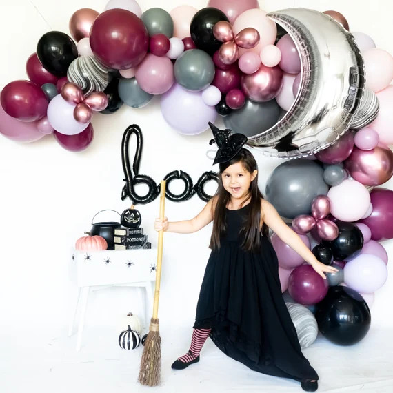 DIY Halloween Witch Balloon Garland | DIY Halloween Arch, Spooky Halloween Party Decor, Haunted H... | Etsy (US)