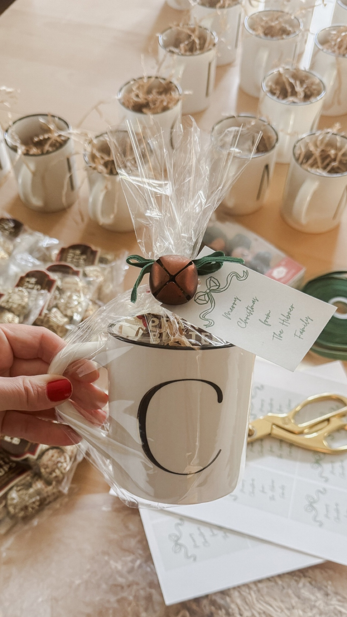 Christmas gift under $10 that’s great for teachers & school staff, co-workers, and friends. 🌲🎁💡

#LTKGiftGuide #LTKFindsUnder50 #LTKHoliday