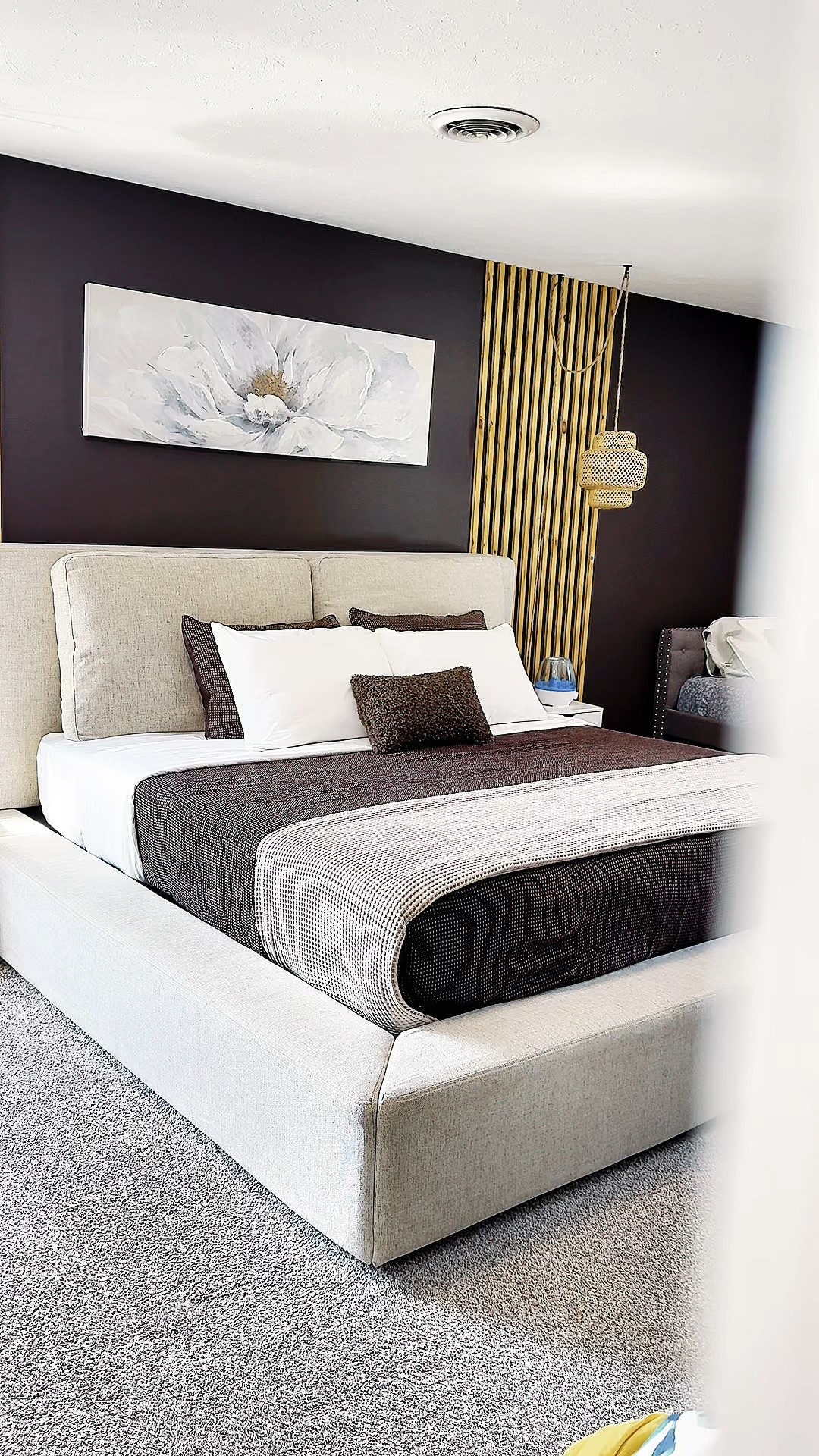 Langford Queen Upholstered Bed