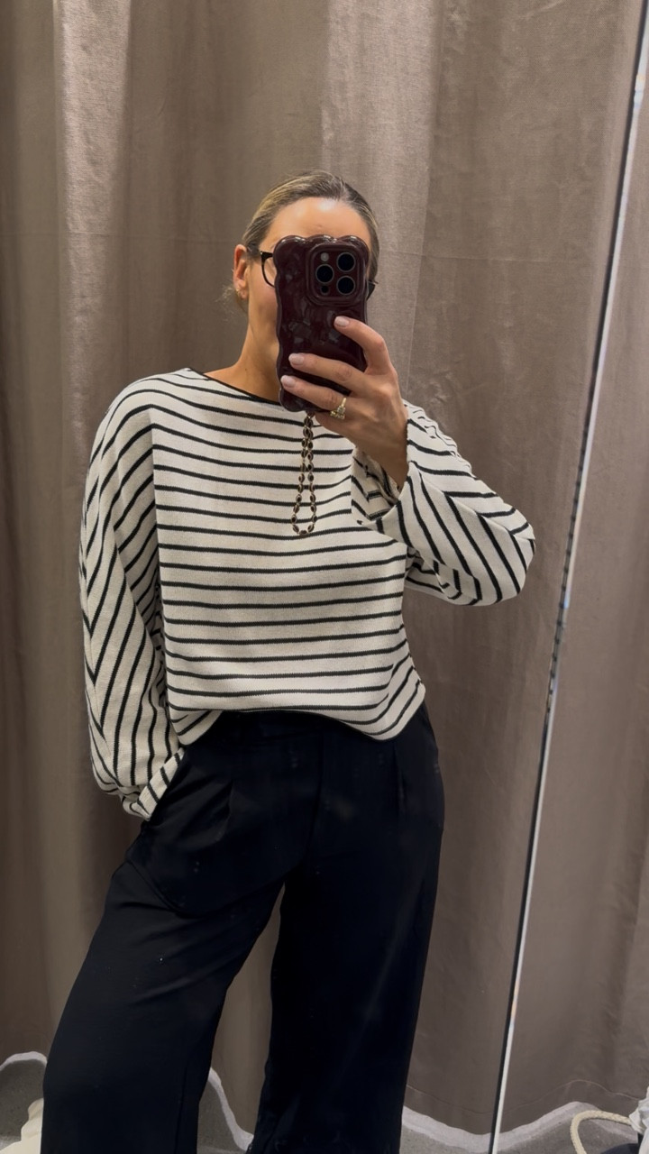 New in Zara haul 💫

Zara haul / Zara new / Zara sale / August outfits / outfit inspo / summer dressing / petite style / petite outfits /    



#LTKsummer #LTKpetite #LTKstyletip