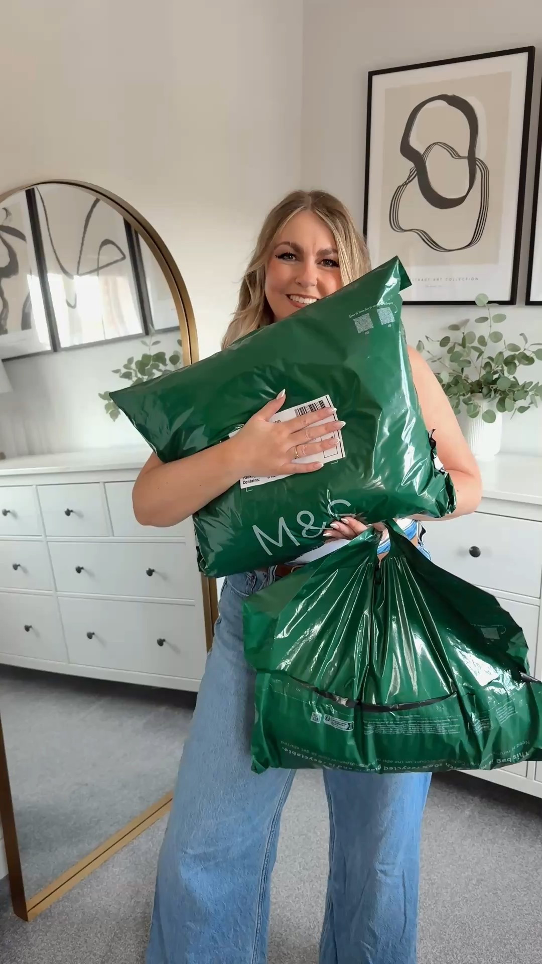 The viral M&S shorts really are worth the hype, so let’s style them!

#LTKSeasonal #LTKStyleTip #LTKMidsize