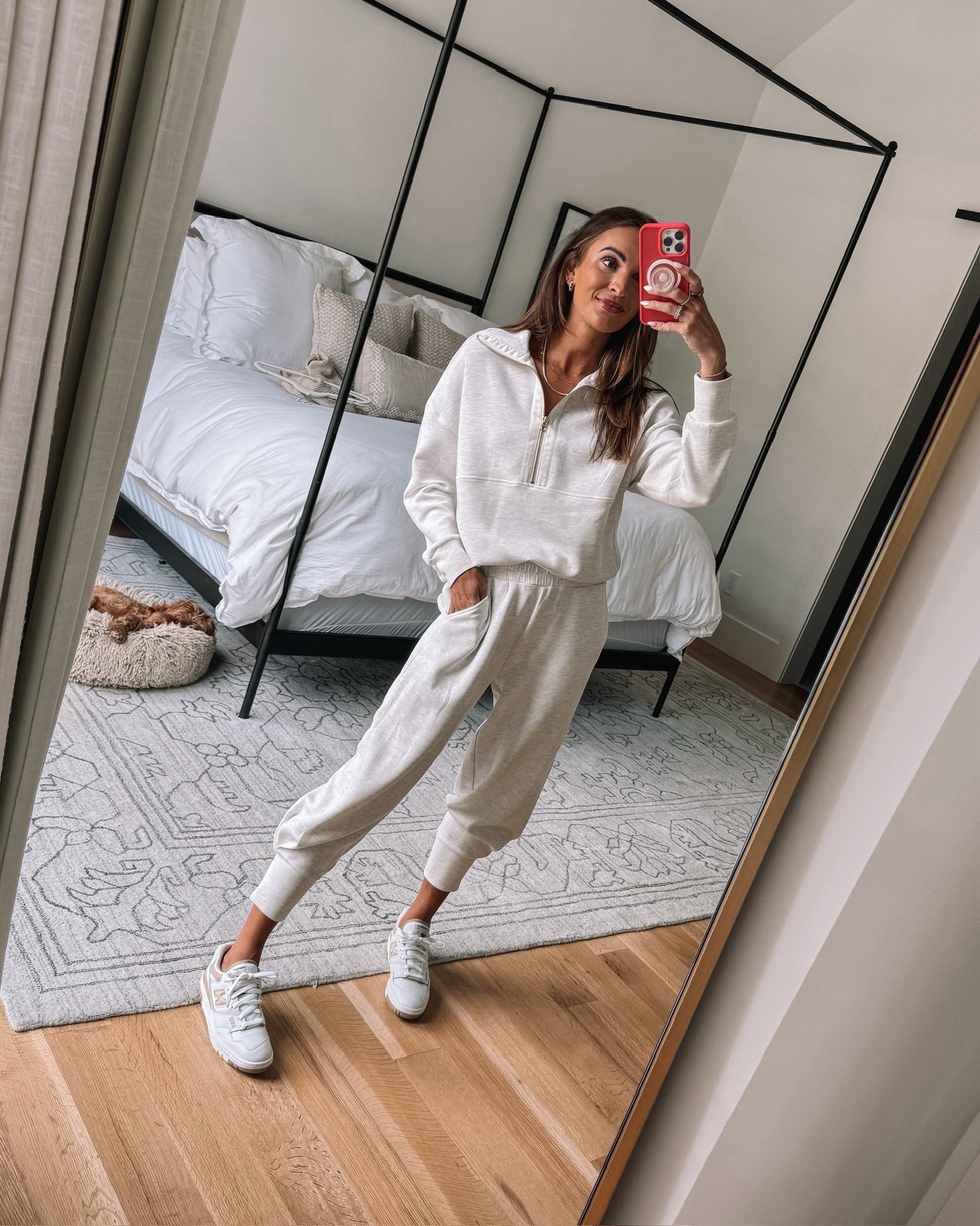 coziest tailored sweatpants 25% off with code PRIME25! 😍

#LTKxPrimeDay