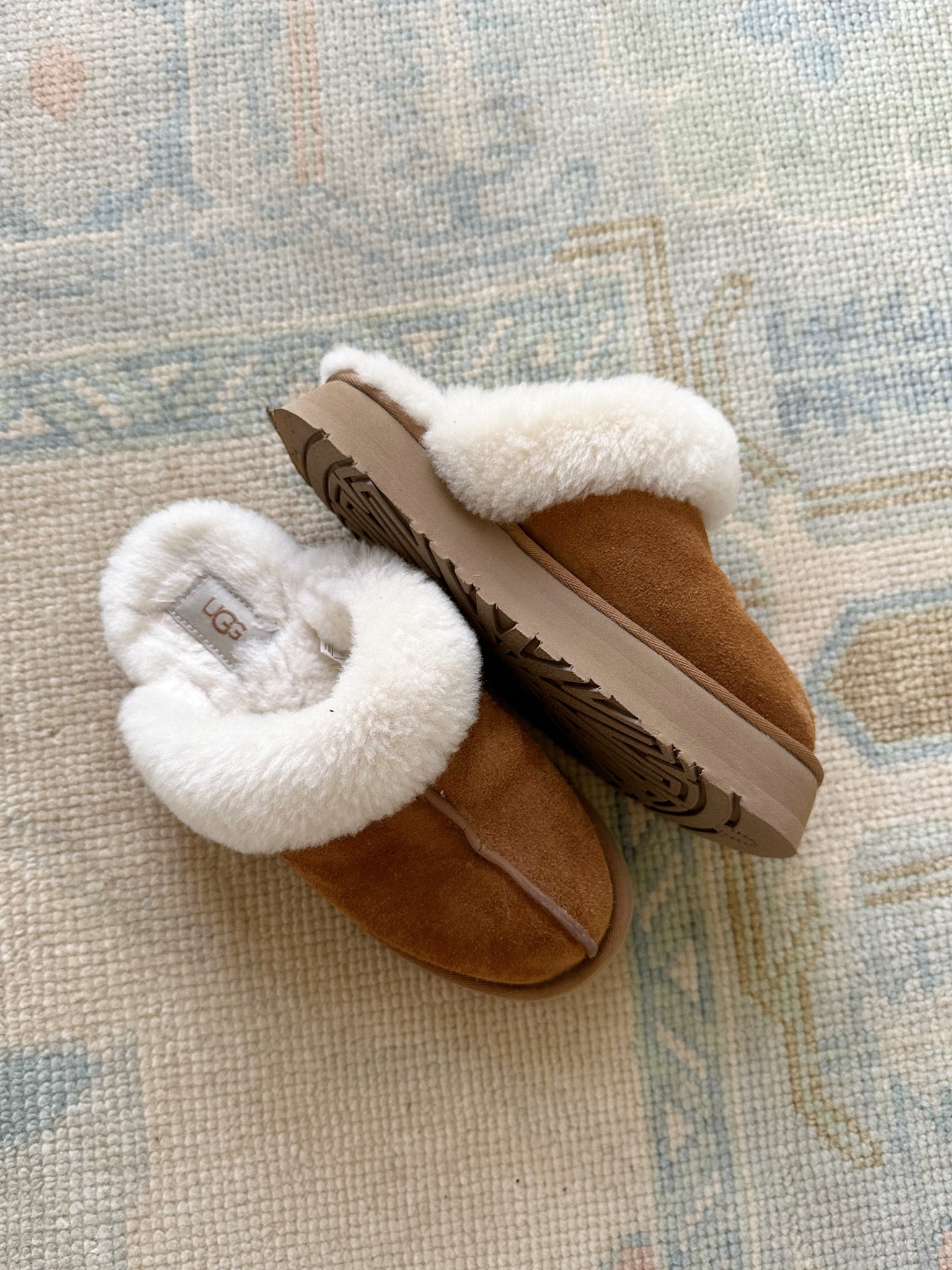 A great gift for mom! Selling fast! I recommend sizing up  

#LTKCyberWeek #LTKHoliday #LTKGiftGuide