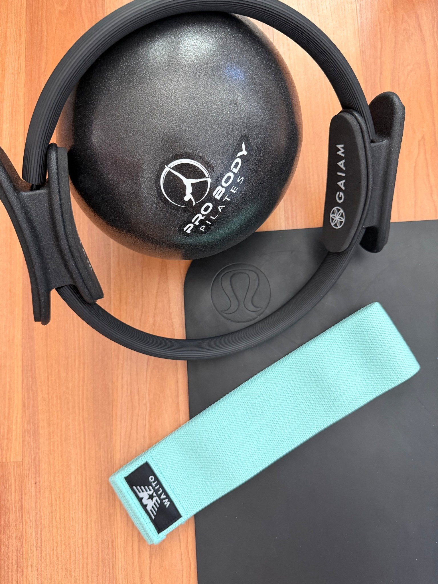 At home Pilates 💕

#LTKmorningroutine #LTKOver40 #LTKfitnessgoals