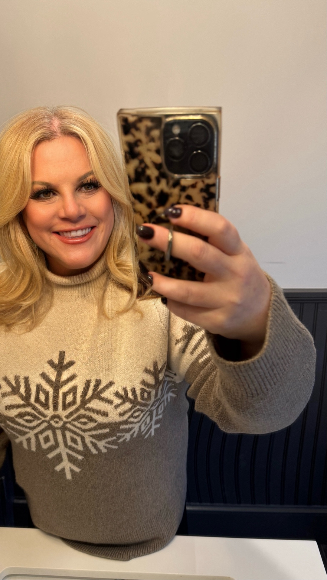 I did it... I wore the 1st holiday sweater of the season (and broke out my Spotify Christmas playlist 😉).
I love how this one isn't red or green, it's in beautiful neutrals..
It's super soft and runs slightly large.
The price can't be beat, either!

Thanksgiving, Christmas, family photos, holidays 

#LTKCyberWeek #LTKSeasonal #LTKHoliday