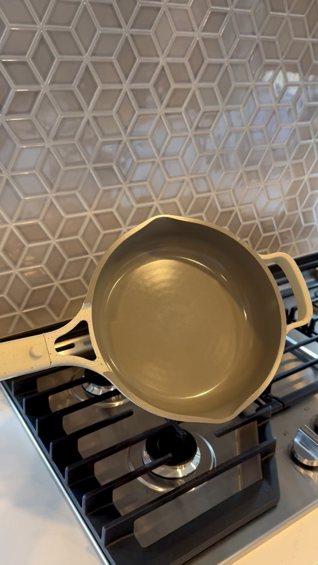 My absolute favorite pans!! The best quality and non stick, and when they say non stick they actually mean it, without all the chemicals 🤍

#LTKHome #LTKU