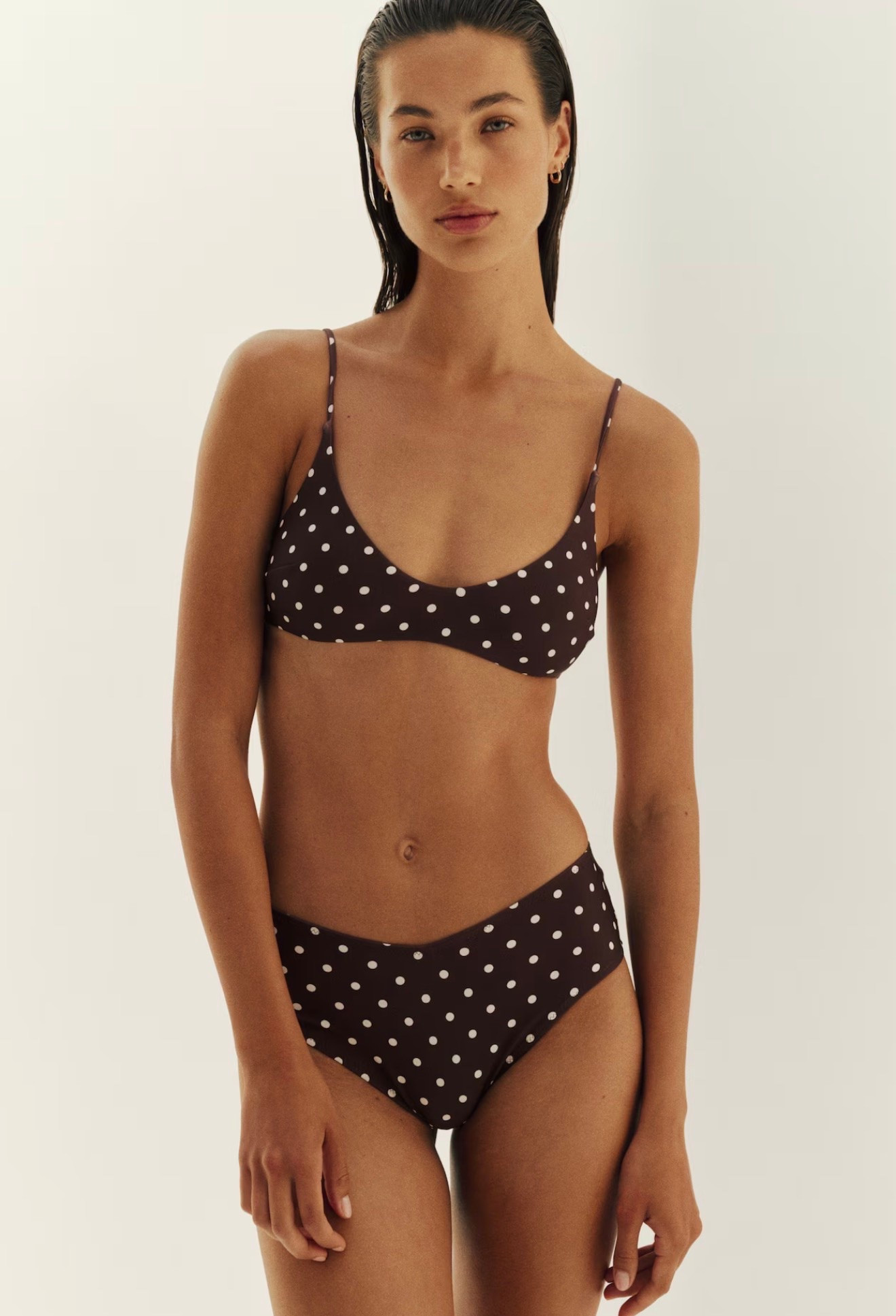 This suit is so cute from H&M 
Sold as separates 


Summer style 
ready for vacation

#LTKOver40 #LTKSwim #LTKTravel
