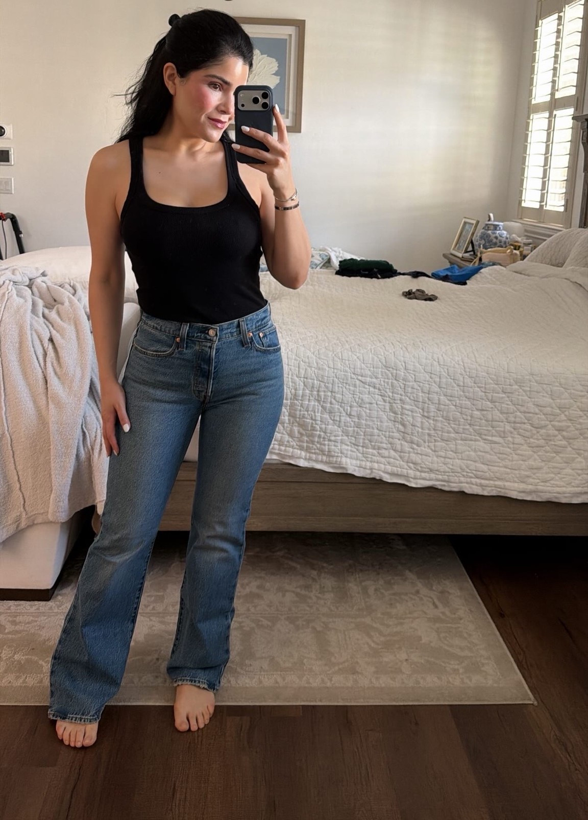 Love a simple ootd 

Levi’s 
Bootcut jeans

#LTKootd #LTKdayinmylife #LTKgrwm