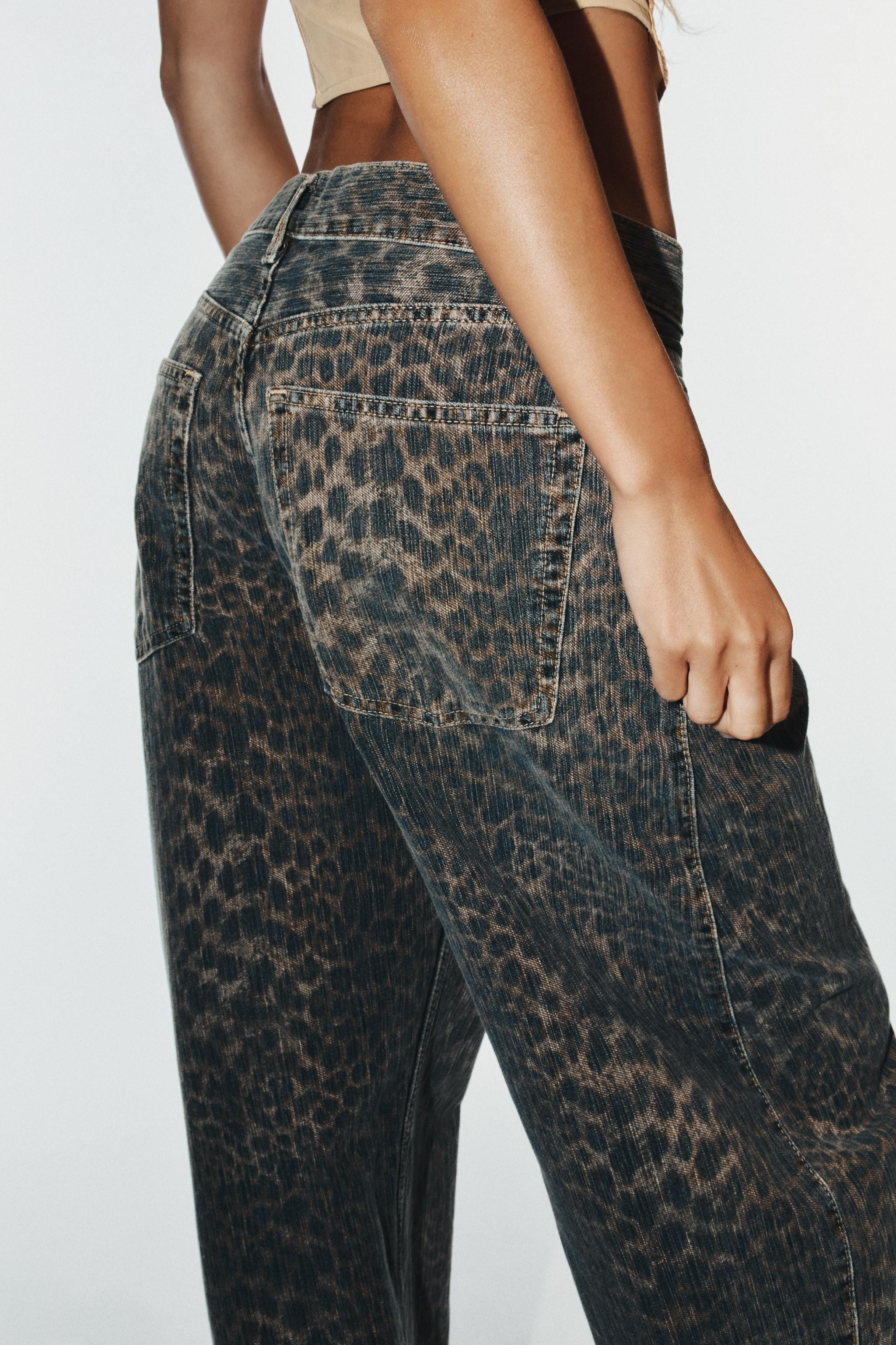TRF ANIMAL PRINT BARREL JEANS | Zara US