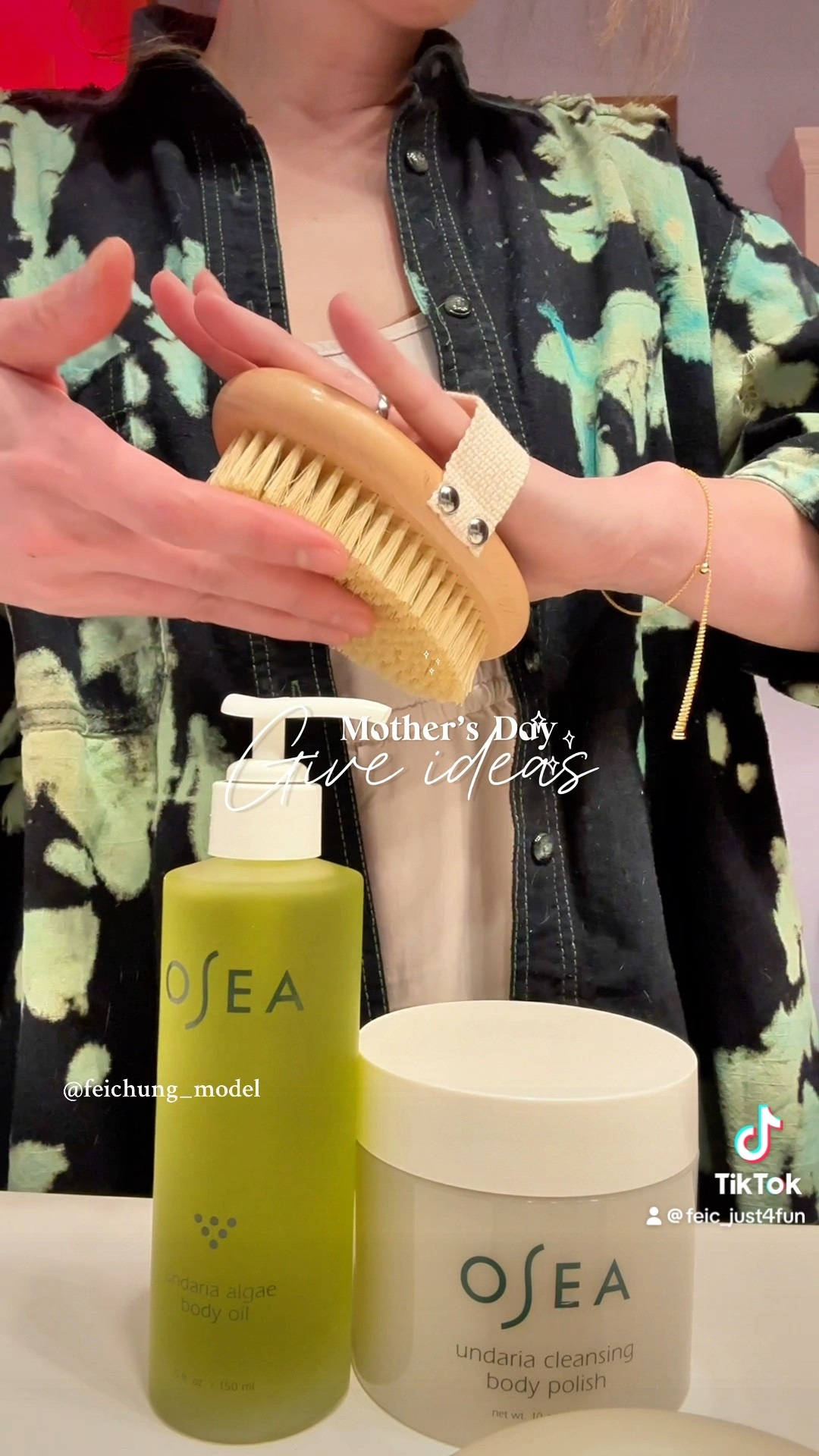 🎁✨ Unveil the ultimate Mother’s Day gift idea! oseamalibu just launched their exclusive limited-edition Mother’s Day sets!

This Vaule Golden Glow Body Set: $90 ($128 Value)

✨ Undaria Algae Body Oil (Full Size)
✨Undaria Algae Body Polish (Full Size)
✨ Plant-Based Body Brush

Don’t miss out on these amazing deals!I’m absolutely loving their body care products, they’re like bringing a luxury spa right to your home! 💖 Treat Mom to radiant skin and indulge her in the gift of pure bliss!

 #oseamalibu
#mothersday #giftformom #ltksalealert #selfcaretips #mothersdayideas #bodycare 

#LTKbeauty #LTKGiftGuide #LTKsalealert