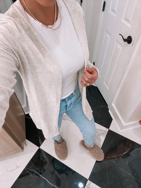 Casual neutral #ootd — wearing a small in the tee & (amazon) cardigan. Jeans are a size 27 

#LTKSeasonal #LTKstyletip