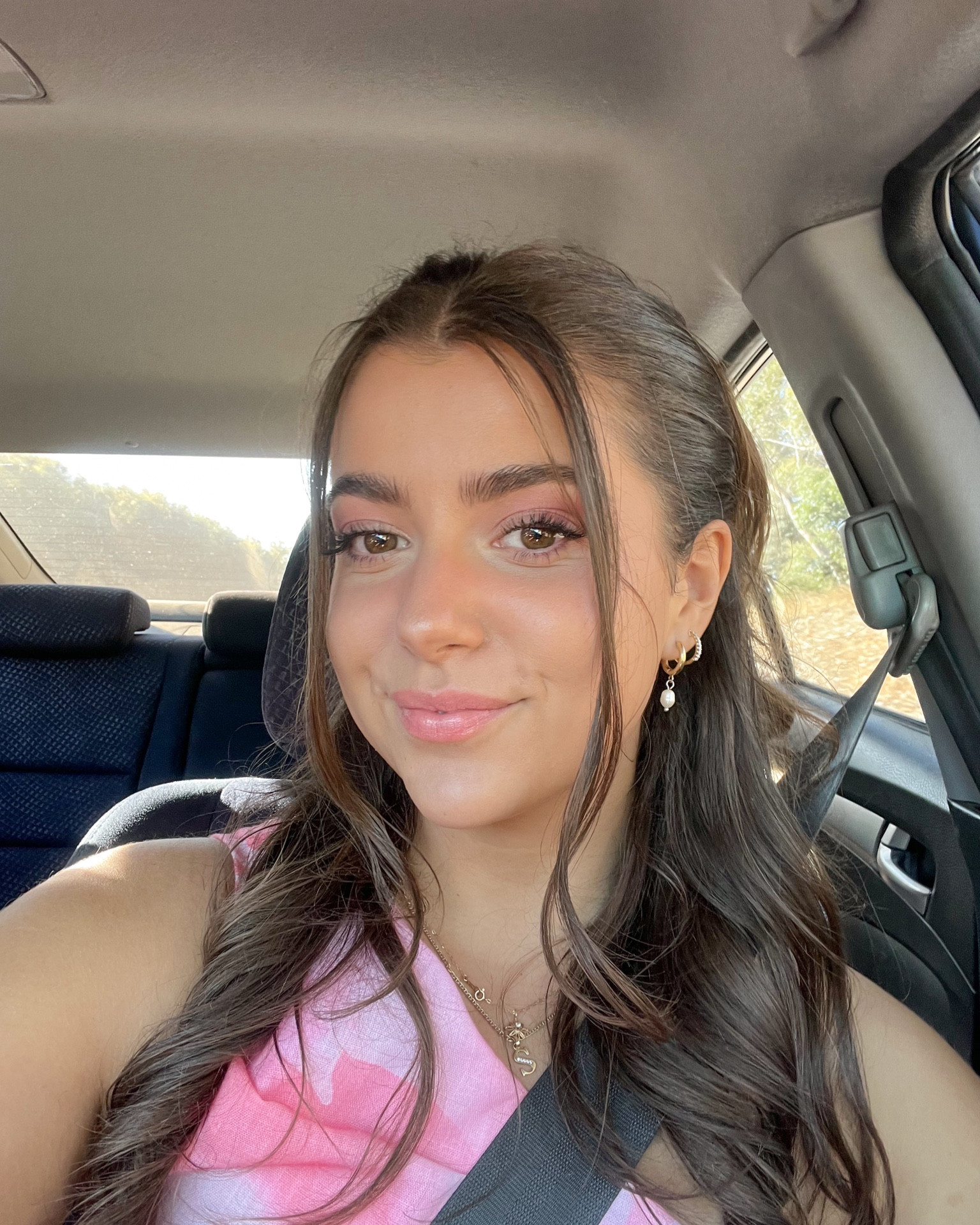 i’ve linked the products (or similar products) i used to achieve this makeup look i did for a recent wedding i attended 🩷

shades:
foundation: 6 neutral - my summer shade 
concealer: 4 Fair 
contour: light to medium
highlighter: spotlight 
blush: hope
eyebrow pencil: 4 warm deep brown 
setting powder: translucent 1-2

#LTKxCharlotteTilbury


#LTKaustralia #LTKbeauty #LTKxSephora