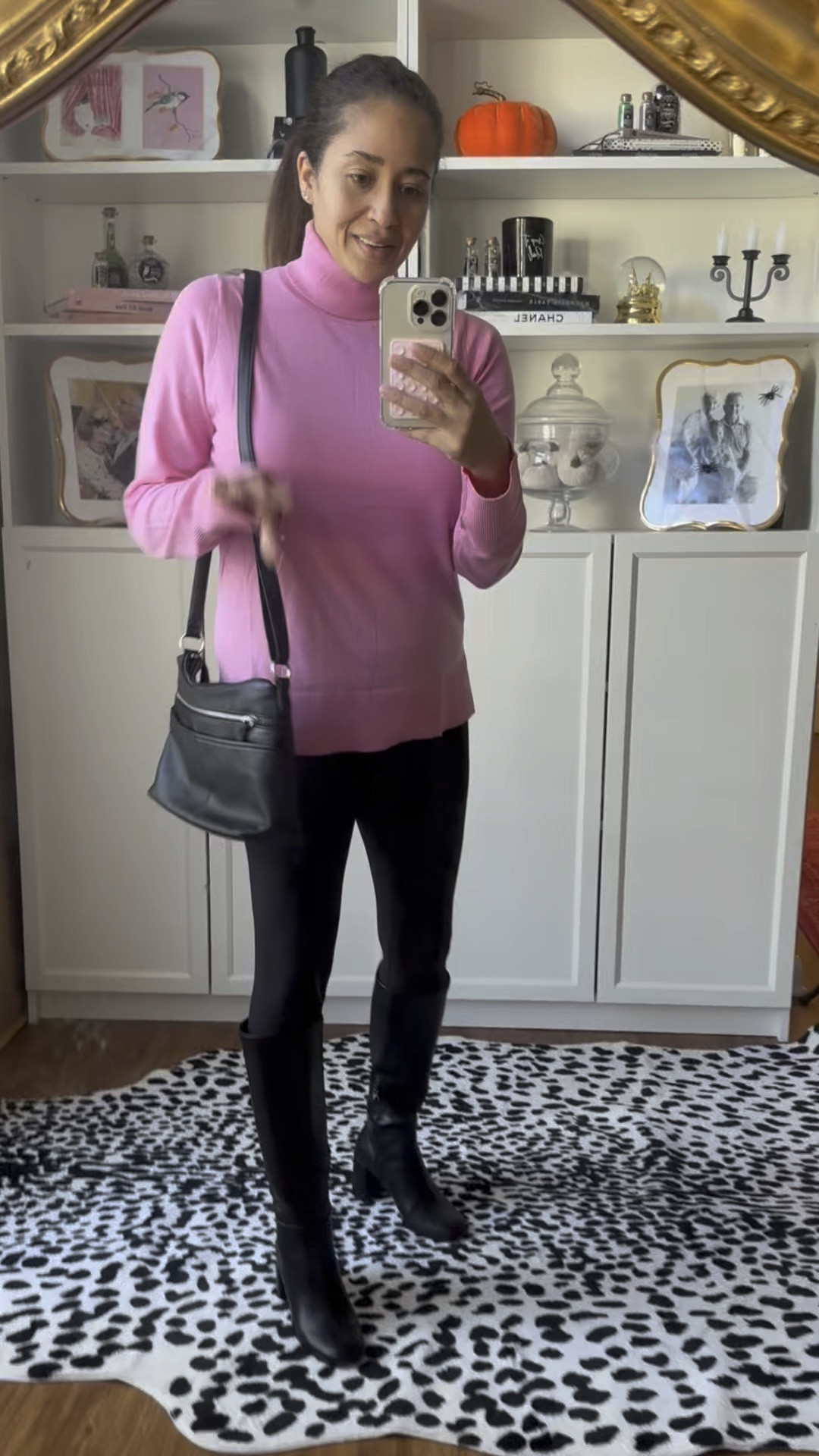 I’ve partnered with @walmart @walmartfashion to share some of my favorite comfy and affordable fall staples! This sweater is buttery soft and comes in several colors. These leggings are also buttery soft and have been buying these for years they’re only $10 #walmartpartner #walmartfashion

#LTKSeasonal #LTKStyleTip #LTKFindsUnder50