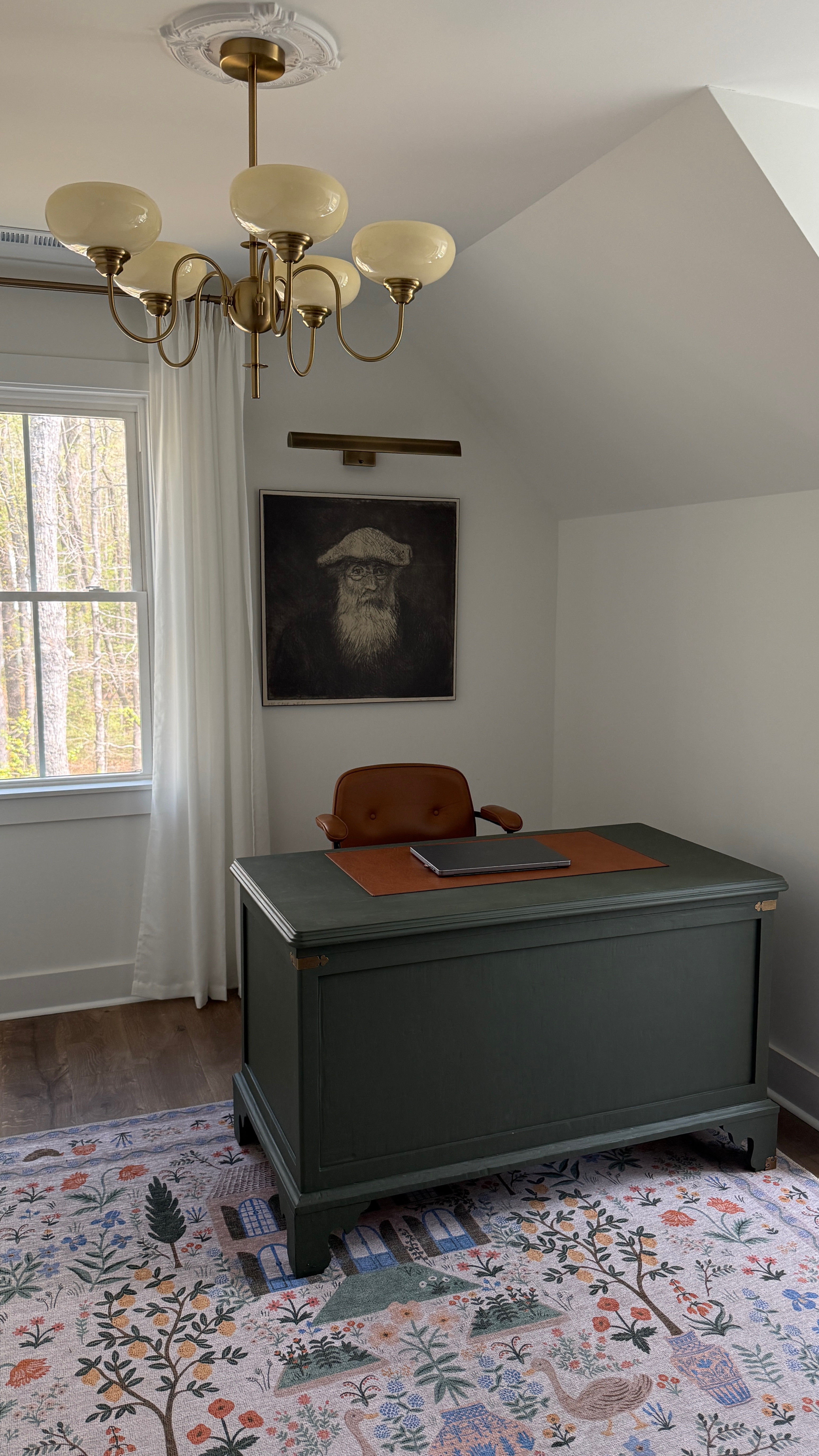 But more importantly, where do you stand on the old man portrait? It’s been very polarizing in our house haha. Team endearing or team creepy? 

@riflepaperco @artdotcom @rugs_direct @loloirugs #homedecor #homeoffice #rugsdirectstyle #diy #thrift #beforeandafter #home #homedetails #decor #art #riflepaperco #betterwithart