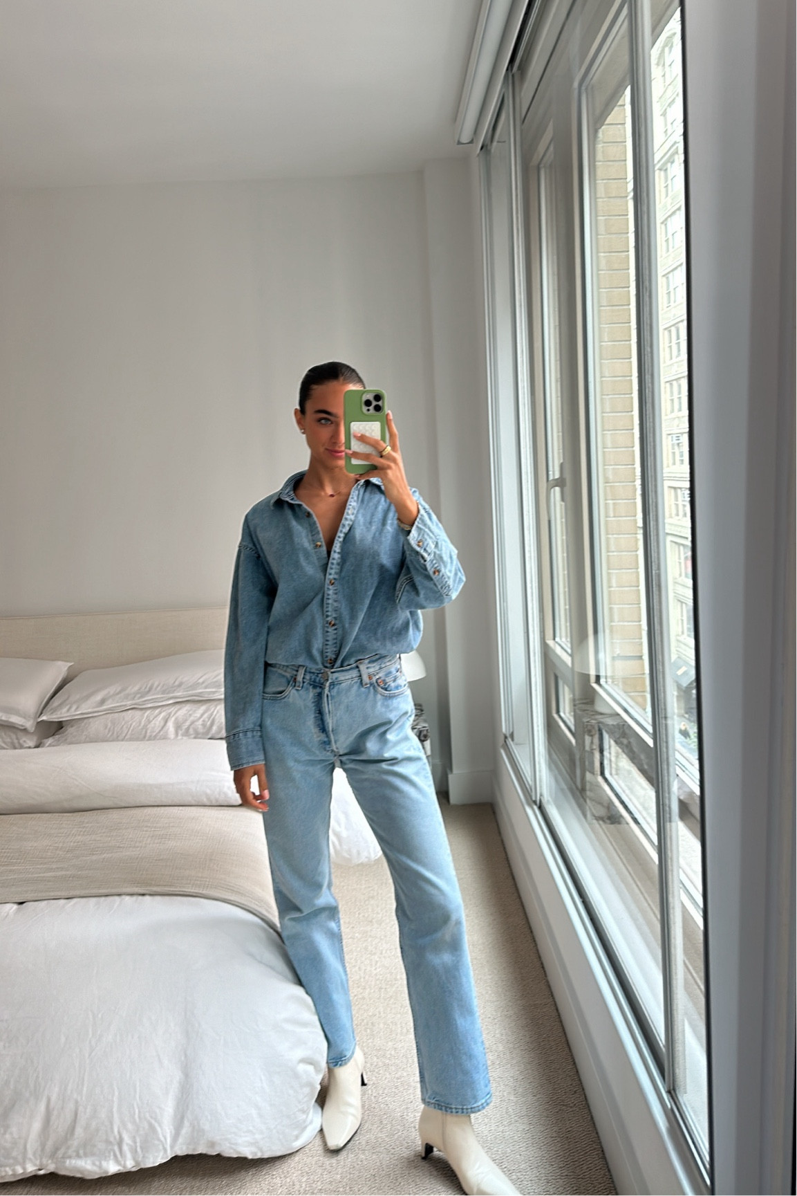 denim in denim 🫶🏼

#LTKworkwear #LTKshoecrush #LTKSeasonal