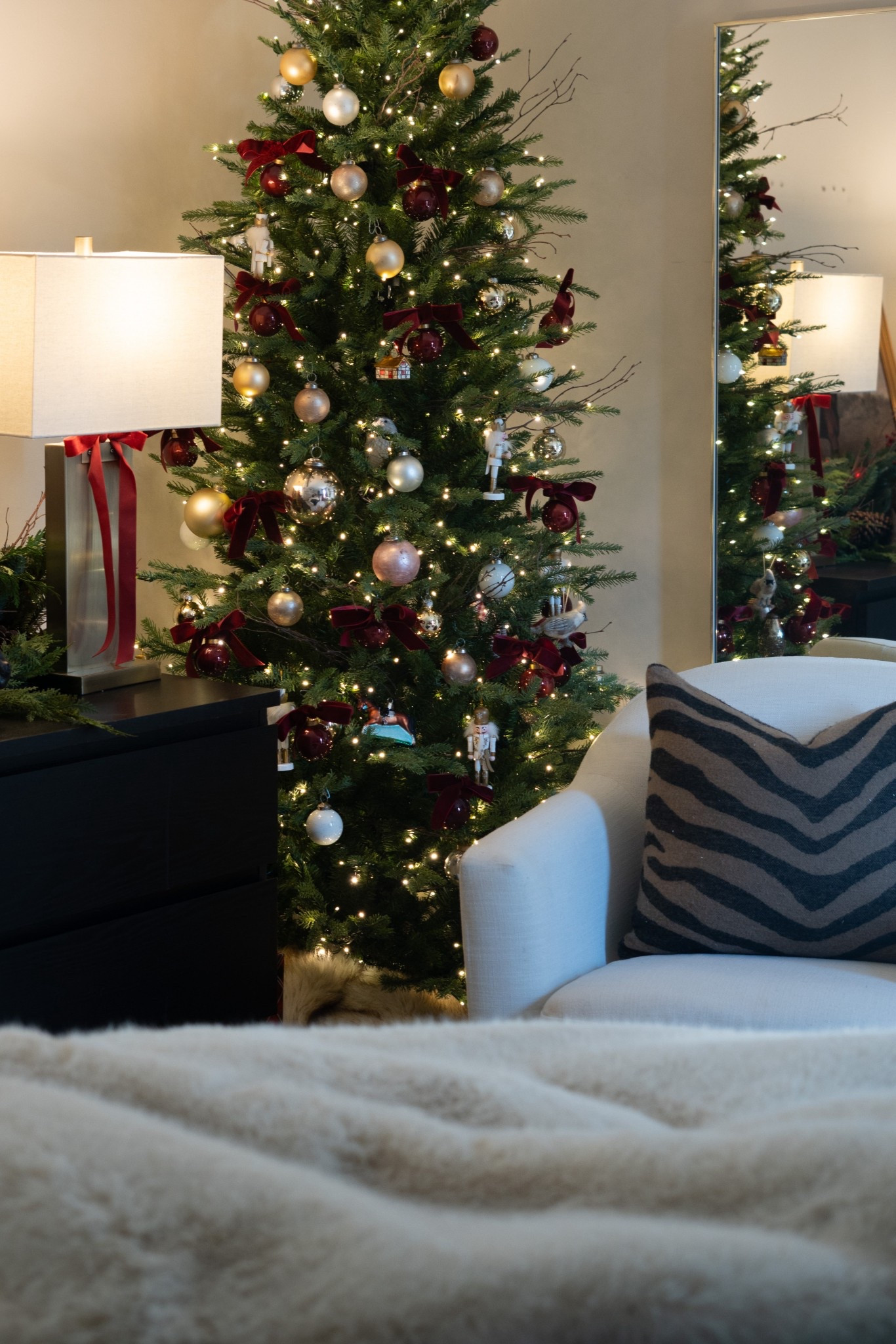 We created the sweetest Christmas bedroom for our daughter this year, and I’m obsessed with how it turned out. She loves horses and wanted something classic and timeless, so we blended equestrian details with Christmas touches — and the result is this beautiful, cozy, completely calming holiday retreat. It’s Christmas… with a perfectly polished twist.

#LTKSeasonal #LTKHoliday #LTKHome