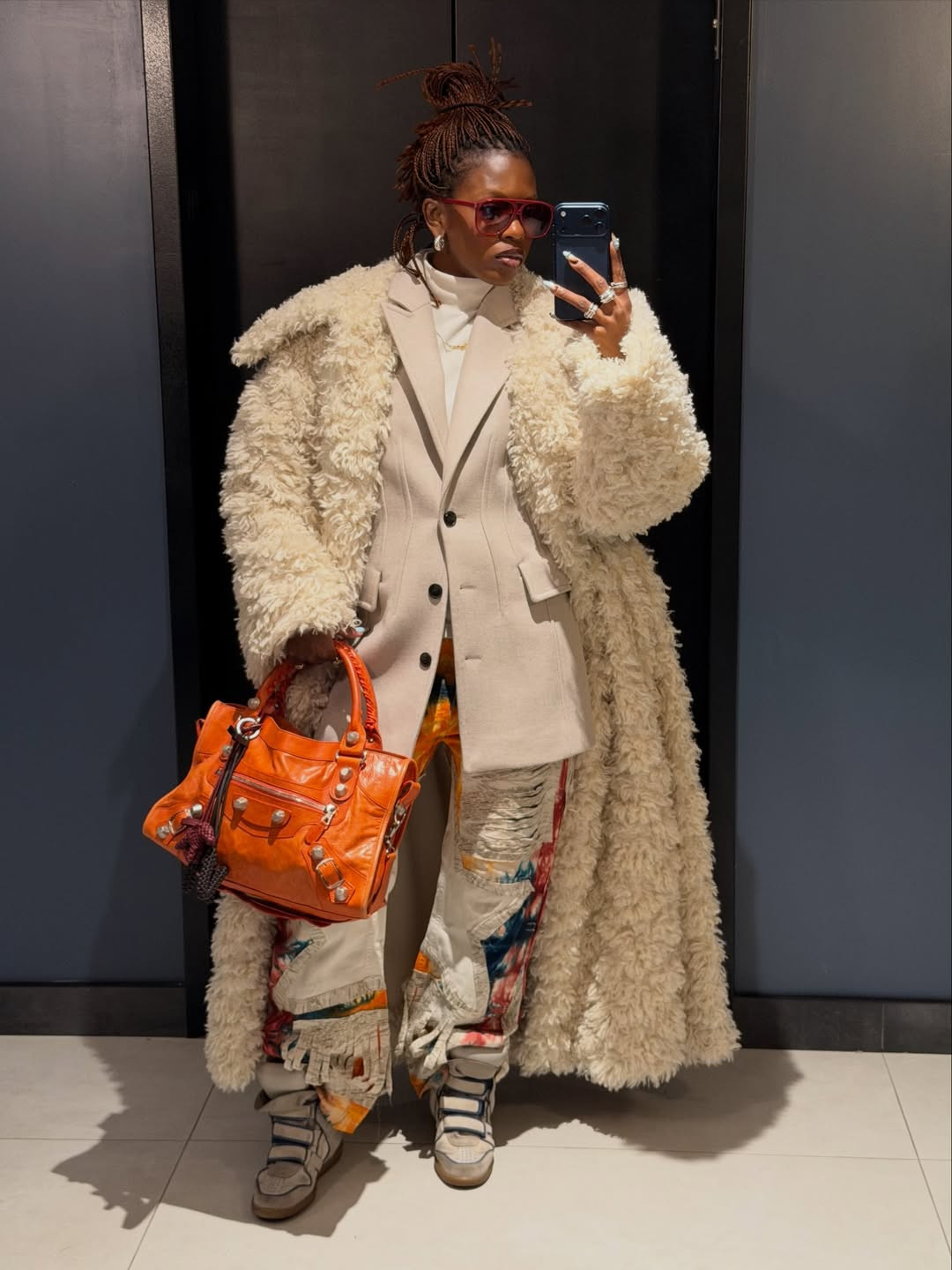 Museum Day OOTD. Bringing in a pop of color with this orange Balenciaga city leather bag. 

 #LTKdayinmylife #LTKootd