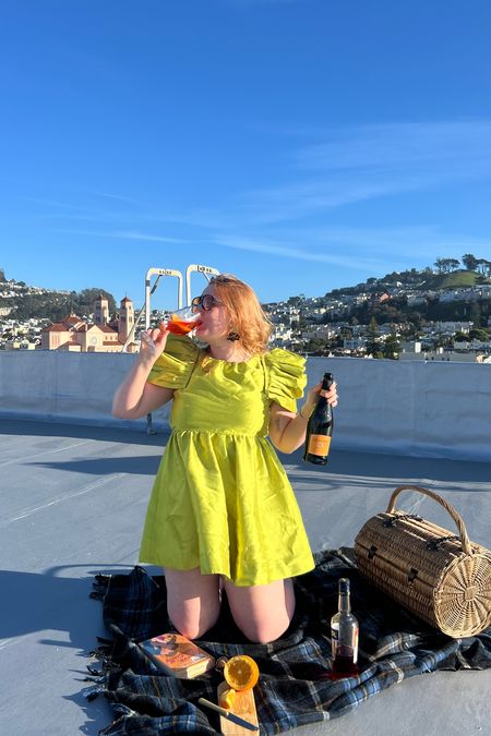 Celebrating with wine on the rooftop in a lime green dress! #greendress #picnic #curvy #size14

#LTKfindsunder100 #LTKSeasonal #LTKmidsize