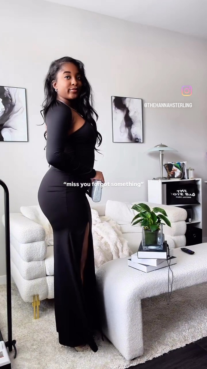 The prettiest black dress

#LTKMostLoved #LTKxVICI