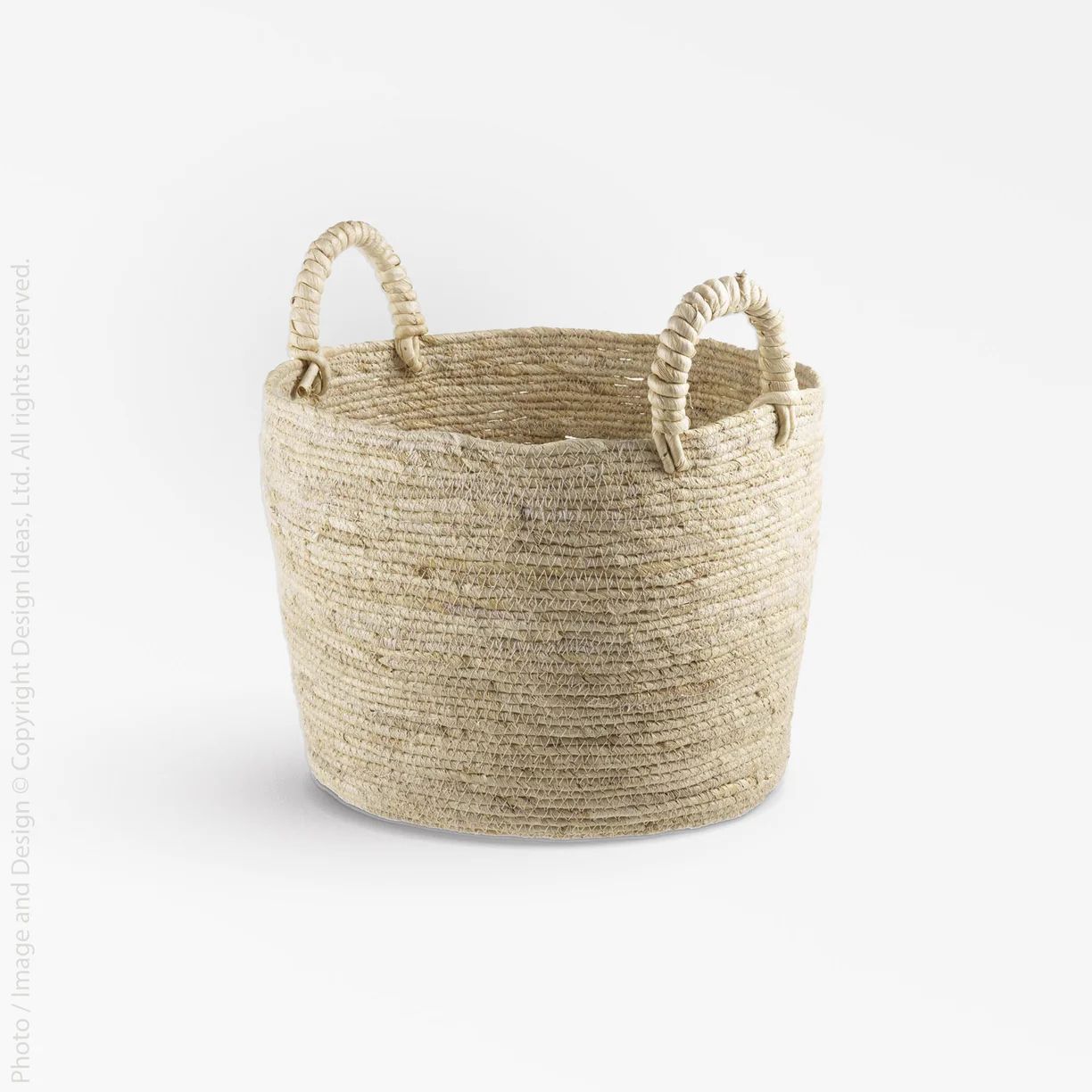 Maiz™ Medium Woven Corn Husk Basket with Handles | Texxture Home