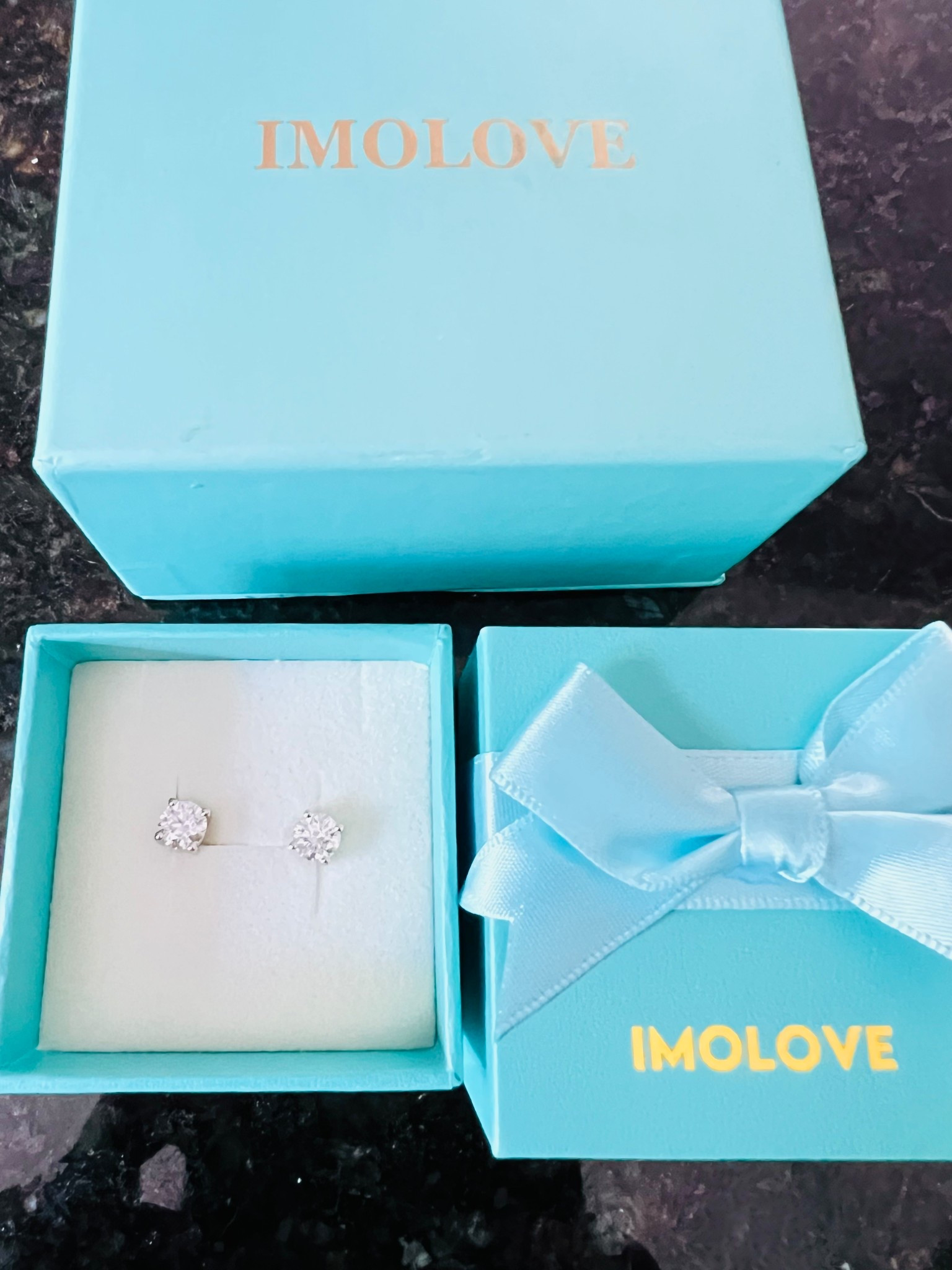 Sterling silver….3 CT moissanite studs. Available in yellow, rose gold
Perfect for Travel and every day. 

#LTKWedding #LTKFindsUnder50 #LTKBeauty