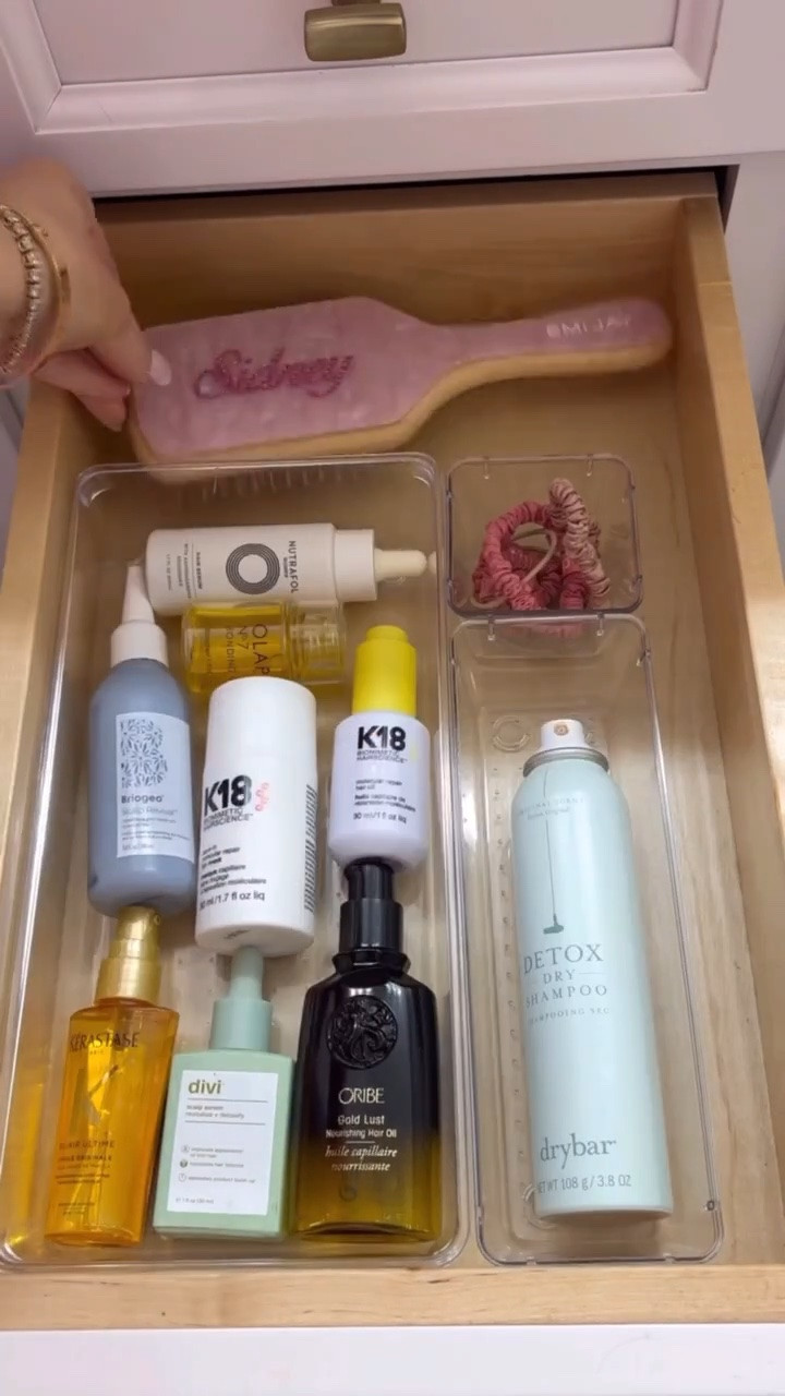 Linking everything I used to organize my bathroom drawers and cabinet!💕



Summer, plastic drawer organizers, bathroom essential, toiletries, routine, beauty, must haves, sidneymarieduke

#LTKHome #LTKselfcare #LTKSeasonal