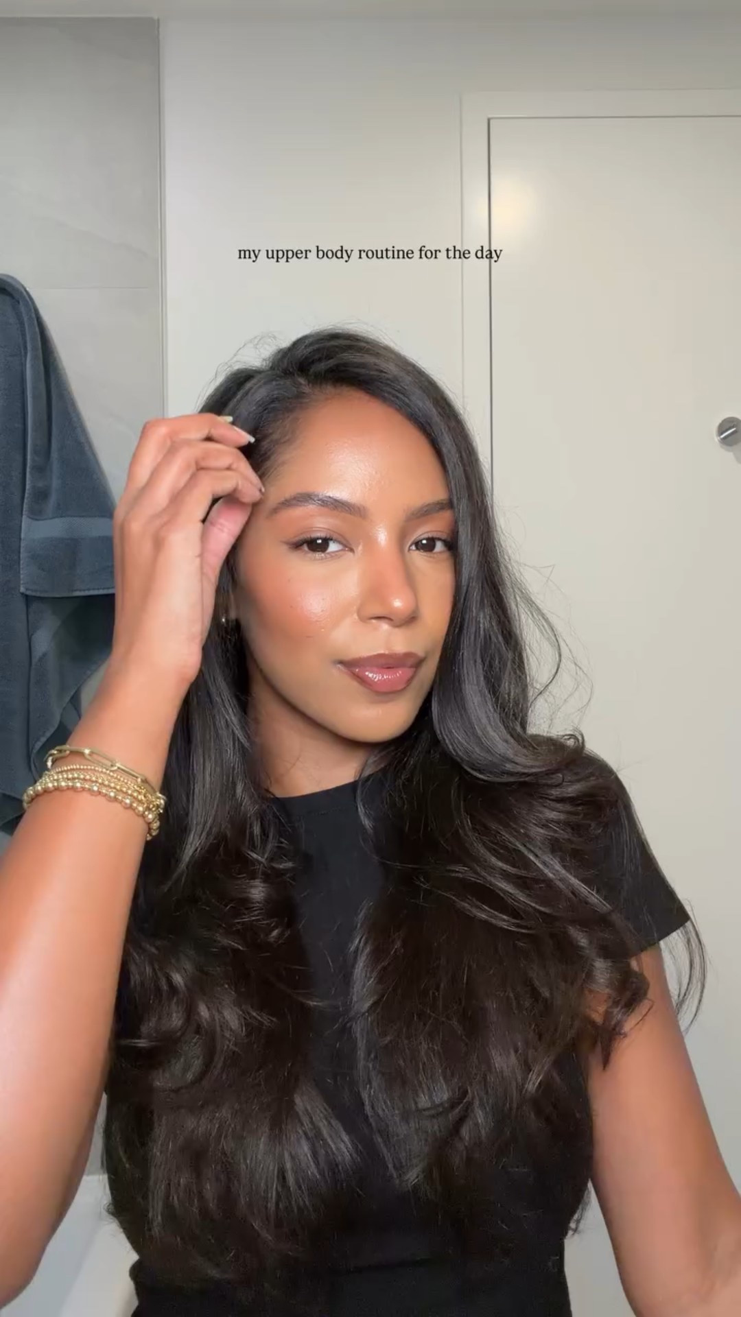 my upper body workout for the day, products listed below 

@k18hair molecular repair mask 
@kerastase_official genesis defense thermique
@colorwowhair dream coat
@tresemme workable hairspray