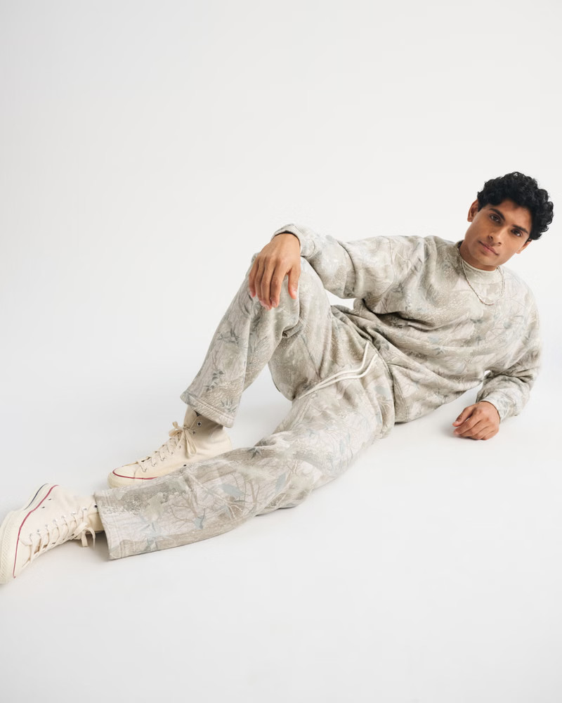 Men's Essential Straight Open-Hem Sweatpant | Men's Bottoms | Abercrombie.com | Abercrombie & Fitch (US)