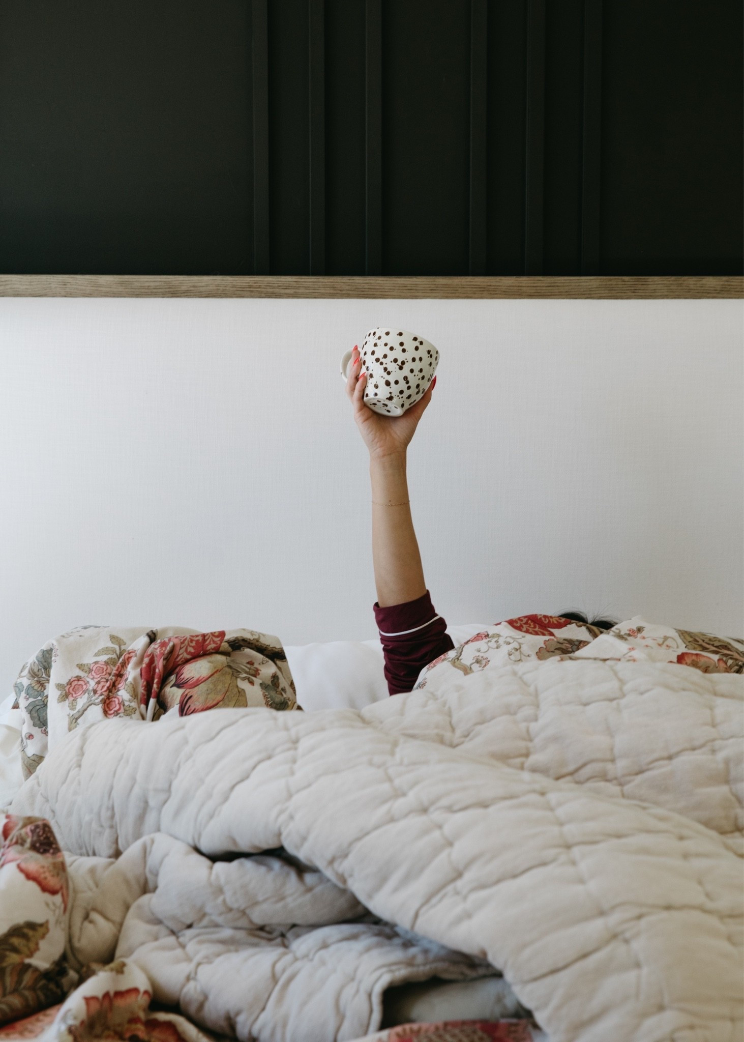 This exact mug is no longer available so I’m linking some similar pieces. Bedding is all from Pottery Barn.

#LTKdayinmylife #LTKgrwm #LTKHome