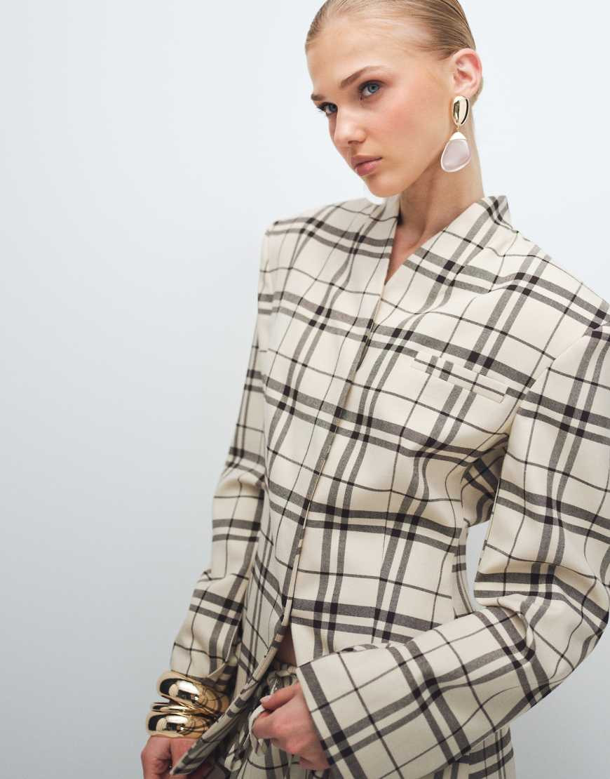 ASOS DESIGN high wrap blazer in cream check-White | ASOS (Global)