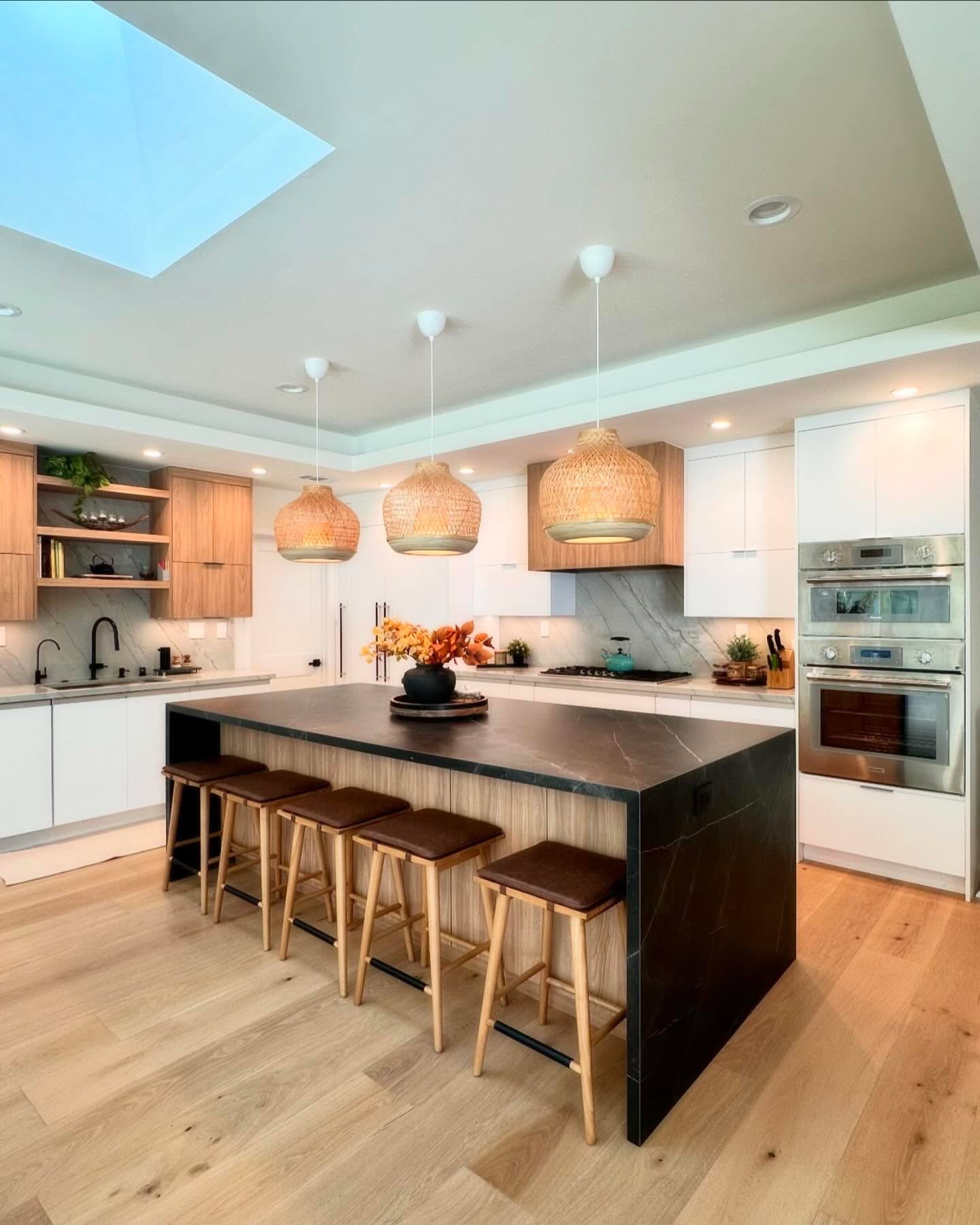Happy Friday! 

Stills from our open-concept living and dining room which we designed with @decorilla! 
We added ~ 500 sqft to this area when we remodelled the home we bought. Best decision! Love the natural light 😊

To shop this space - check the links in the bio on my page or feel free to comment/DM me.

#openconceptkitchen #openconceptliving #openconceptdining #ikeapendantlights #transitionaldesign #oakandblack #whiteandblack #polyandbark #nathanjames #chrislovesjulia #neutralhome #organichome

#LTKHome #LTKFamily