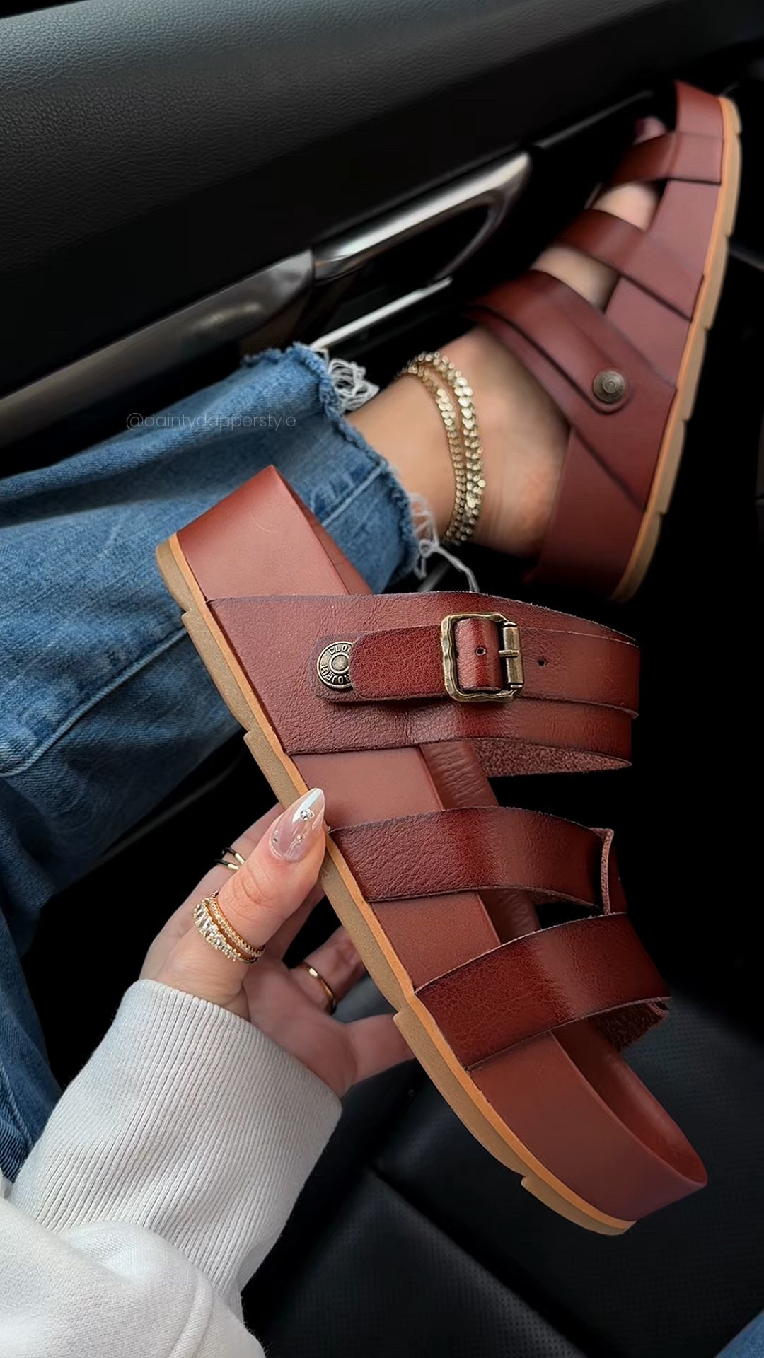 Probably the softest and most comfortable platform shoes I’ve ever worn!

#LTKgrwm #LTKootd #LTKSeasonal