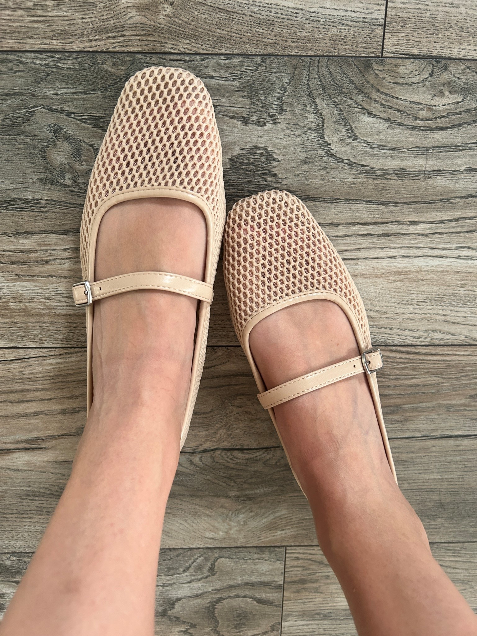 You’ll never believe where I got these adorable flats from… Old Navy! 

#LTKShoeCrush #LTKFindsUnder50 #LTKWorkwear