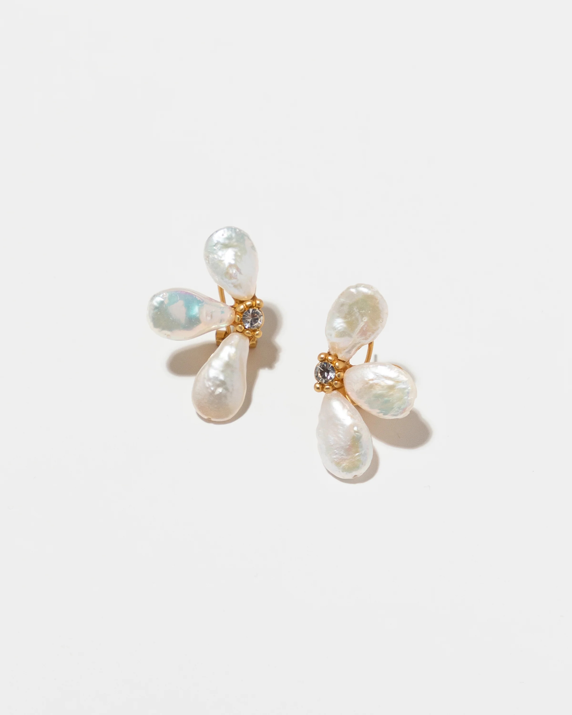 Pearl Petal Stud Earrings | Few Moda