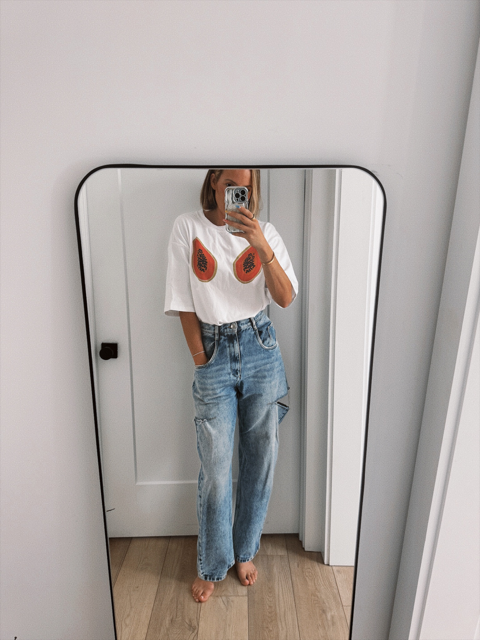 Wearing a m in the tee

#LTKOver40 #LTKFindsUnder100 #LTKStyleTip