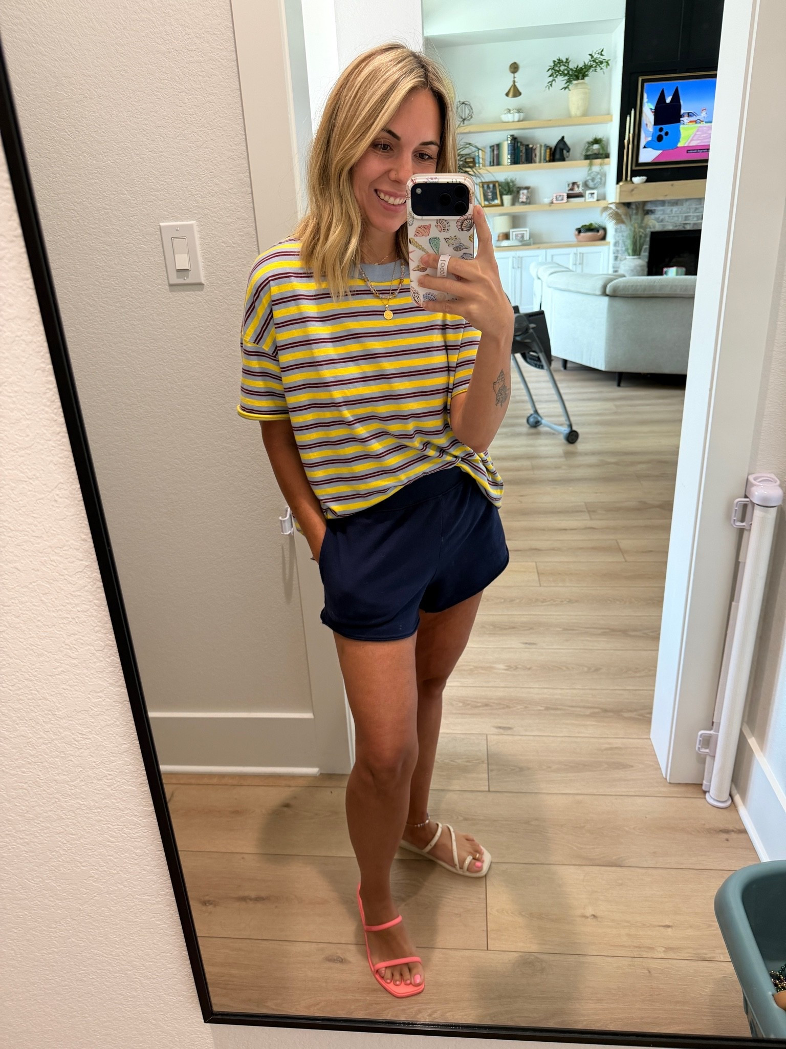 Wearing my shoe size small and the shorts and the tee and my shoe size 8 in the sandals! @crocs #crocs @Aerie #aerie

#LTKootd #LTKmomlife