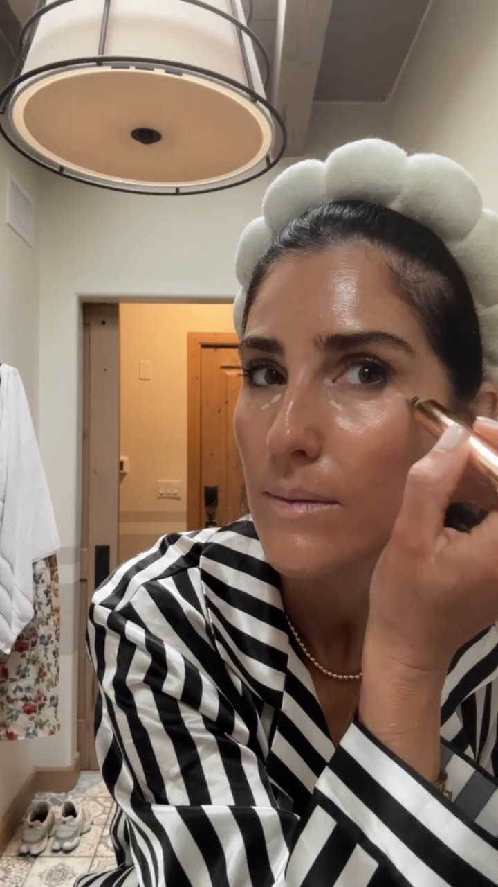 Get ready with me ✨
Foundation: neutral tan 
 #makeup #skincare #over40 #beautymusthaves #stylinbyaylin #aylin 

#LTKmorningroutine #LTKBeauty #LTKgrwm