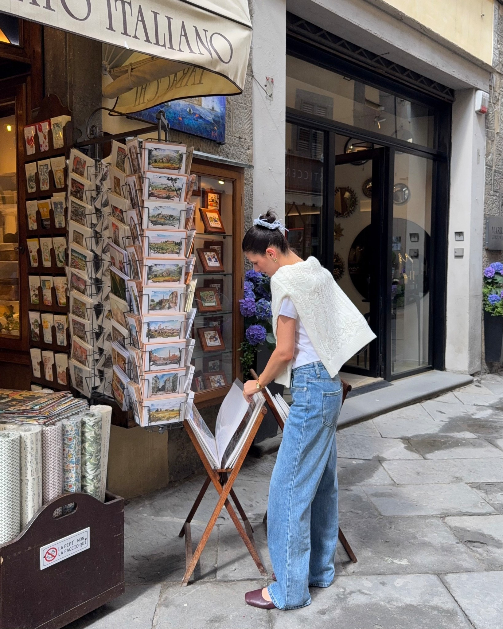 Top - from a souvenir shop
Jumper - verge girl
Jeans - glassons
Shoes - sander
Scrunchie - glassons 

#LTKtravel #LTKstyletip