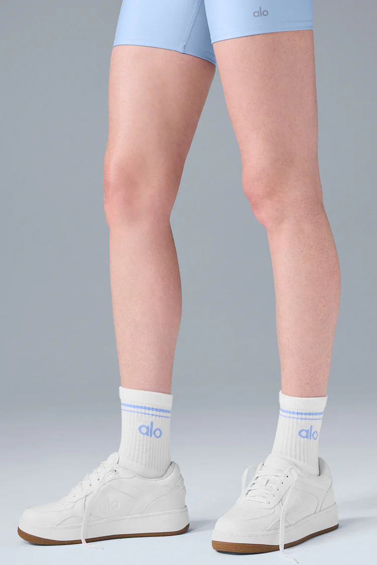 Unisex Half-Crew Throwback Sock - White/Seashell Blue | Alo Yoga (US)