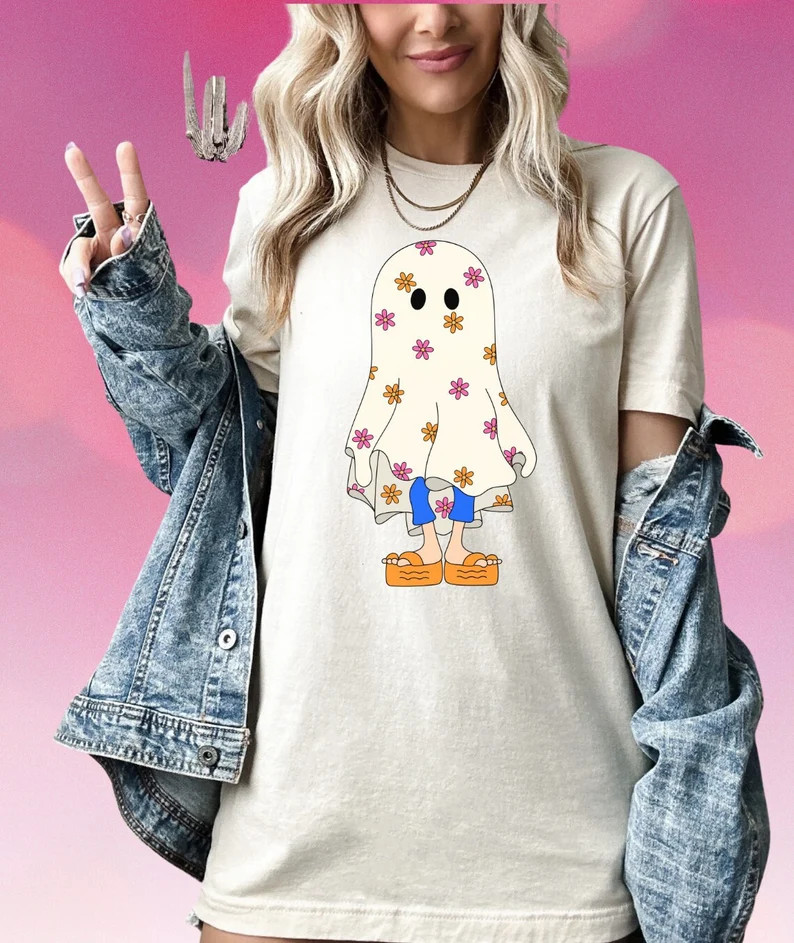 Lizzie Mcguire Ghost Crewneck, Lizzie Mcguire Halloween Fun Halloween Crewneck, Halloween Tee, Gh... | Etsy (US)