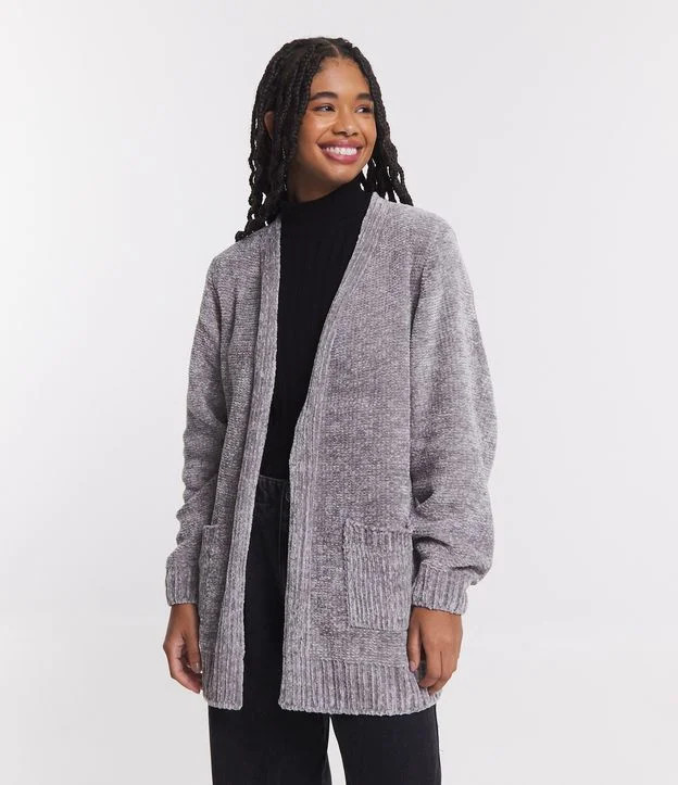 Casaco Cardigan Alongado em Chenille com Bolsos Cinza | Renner (BR)