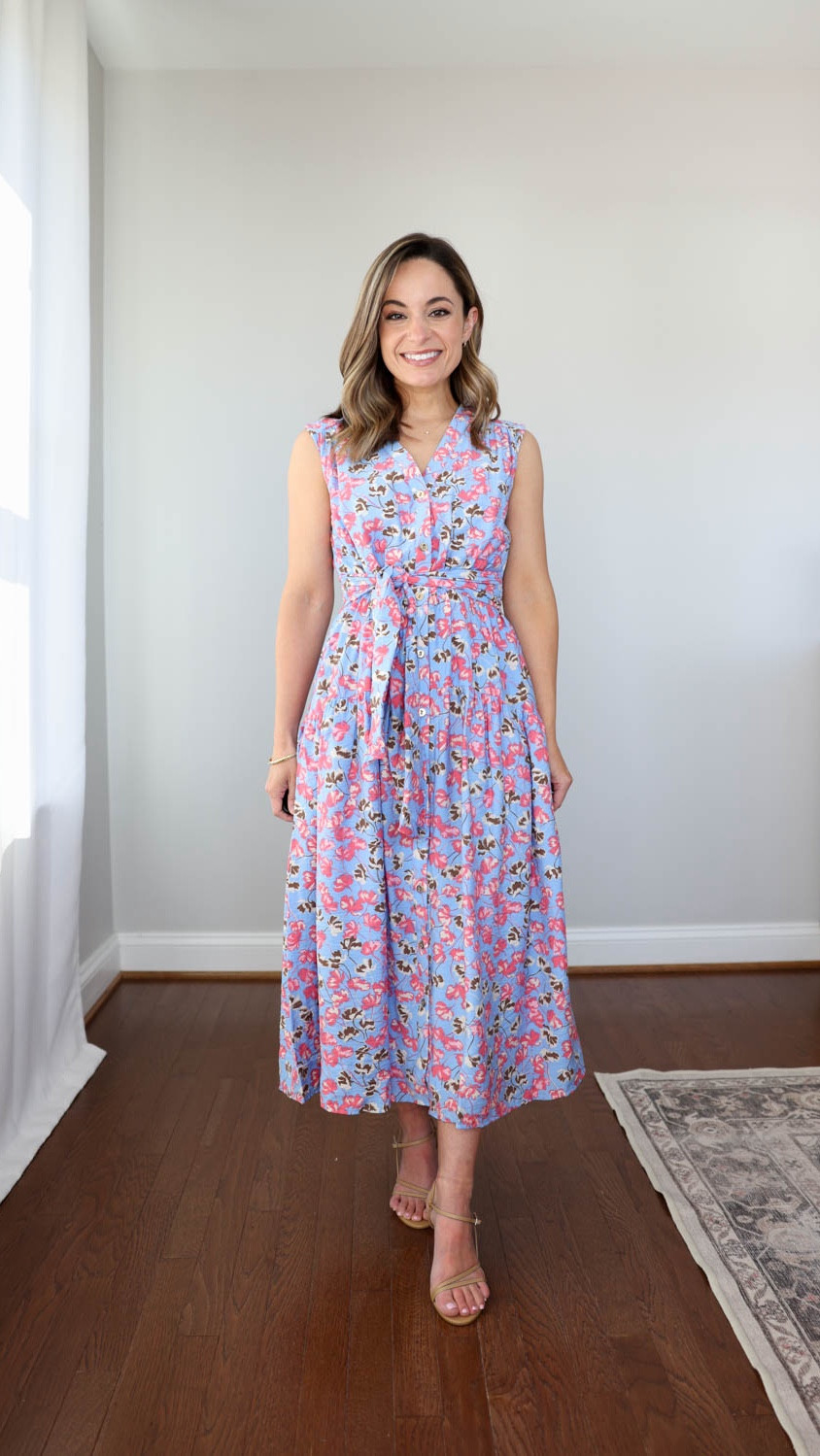 Petite-friendly dresses from @kohls 

Pink floral: petite xs 
Navy dress: petite xs 
Blue floral: xs 
Yellow: xs 

#ad #kohlspartner #kohlsfinds

#LTKPetite