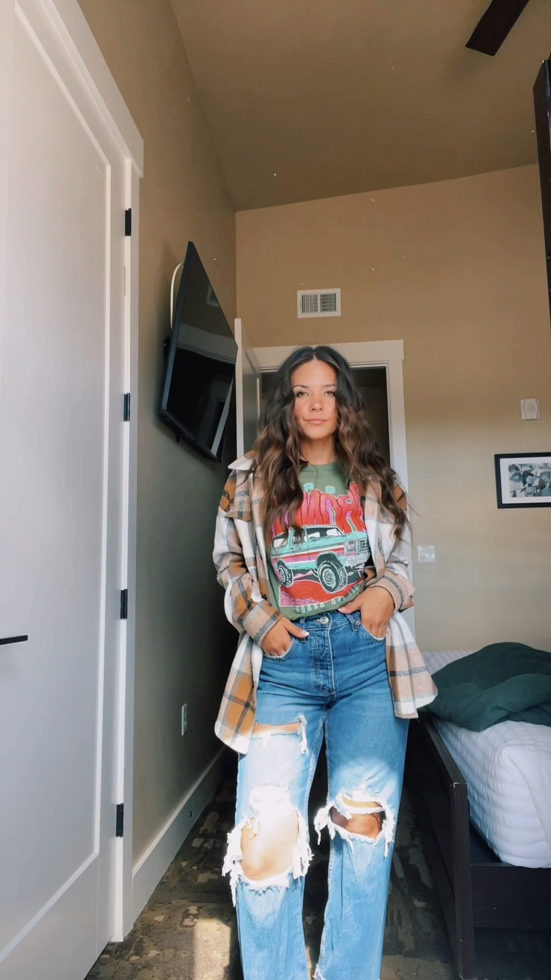 Flannel is my besties so I don’t know where she got it! 

#LTKstyletip #LTKfindsunder50 #LTKbeauty
