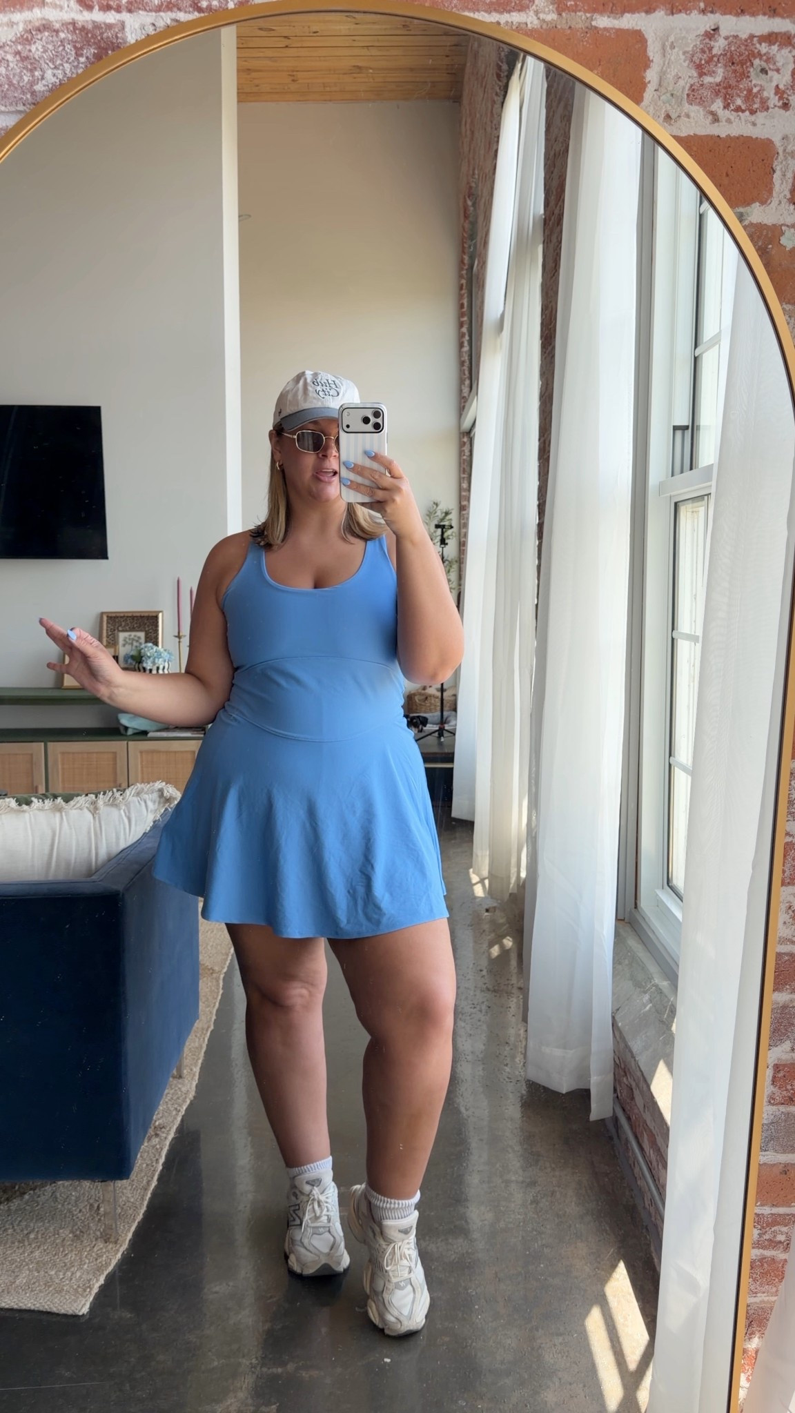 Wearing an XL in dress
