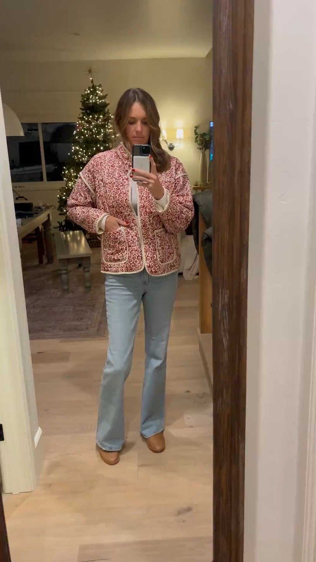 High lo and middle.  Amazon quilted jacket for the win  

#LTKSaleAlert