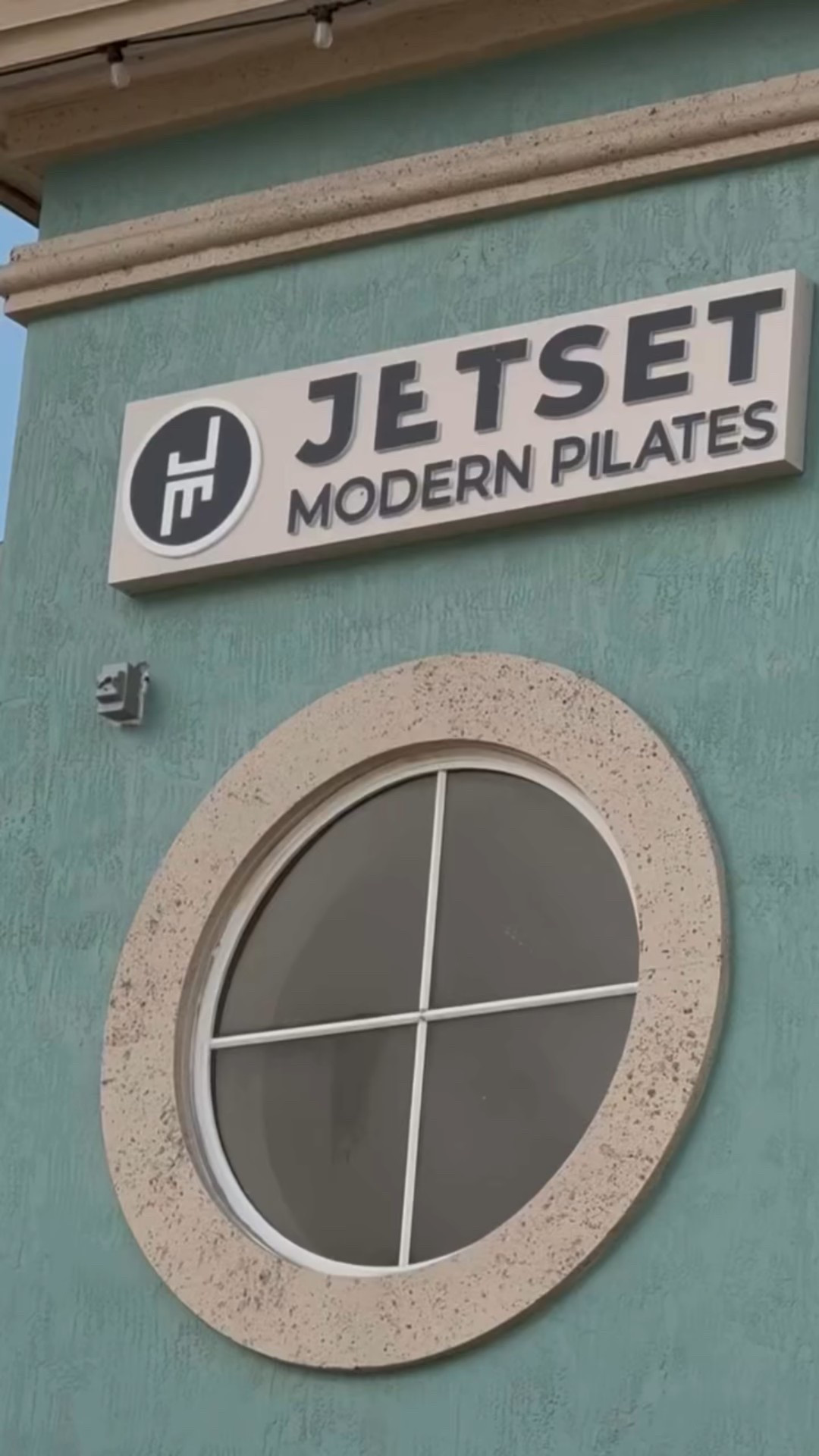 We are back 💕🖤
#Pilates
#JersetPilates
#PilatesLovers
#PilatesLife
#PilatesEnCasa
#PilatesStudio
#PilatesMotivation
#Bienestar
#CuerpoYMente
#PilatesTime
#PilatesVibes
#PilatesTraining
#PilatesFlow
#Fitness
#VidaSaludable
#PilatesDaily
#PilatesClass
#PilatesInspiration
#PilatesCommunity
#PilatesEveryday

#LTKActive #LTKWorkwear #LTKxMadewell